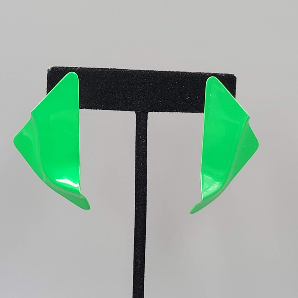 Vintage Green Enamel Statement Drop Pierced Earrings 80s 1 7/8"
