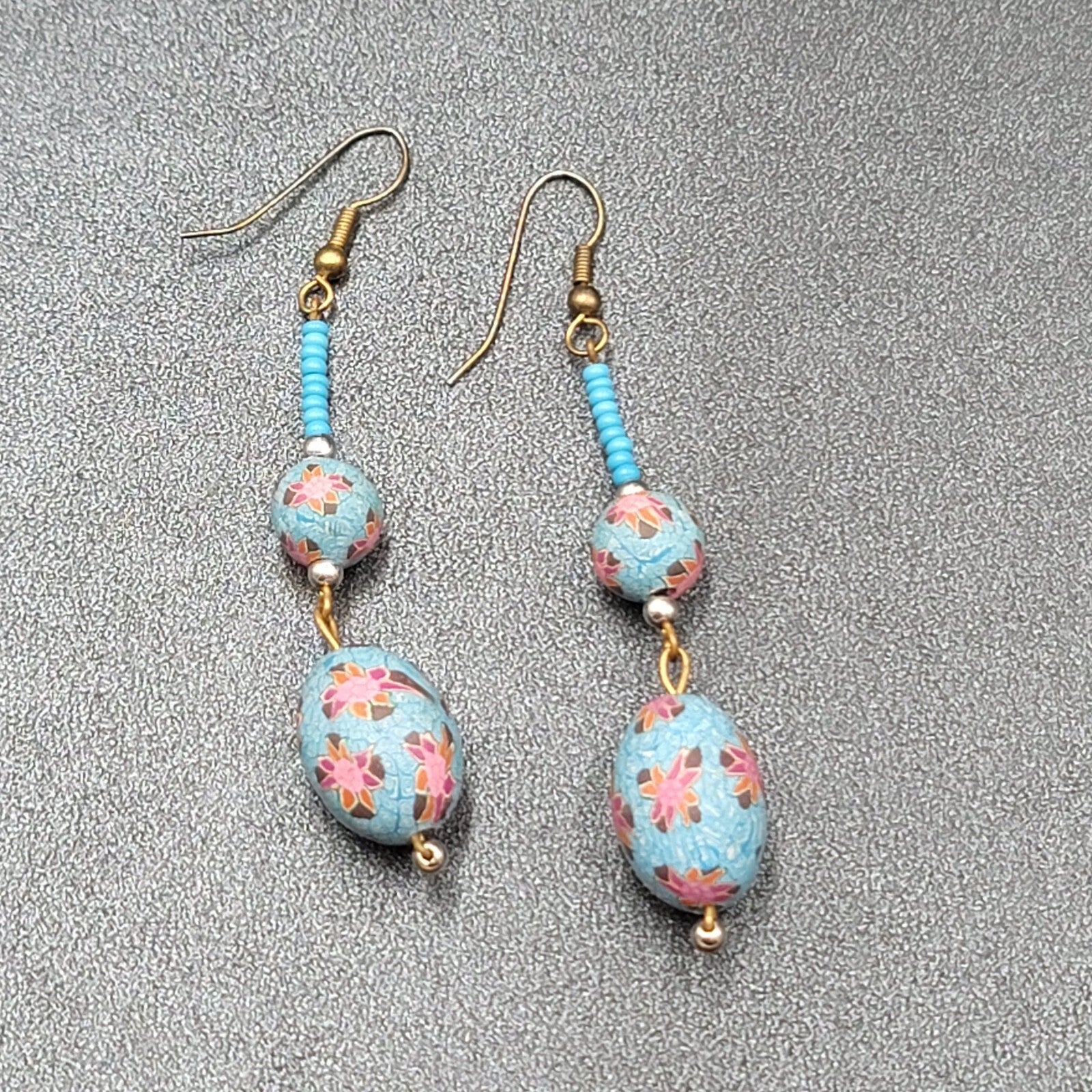 Vintage Pierced Earrings Gold tone Blue Flower Bead Long Dangle 2.25"