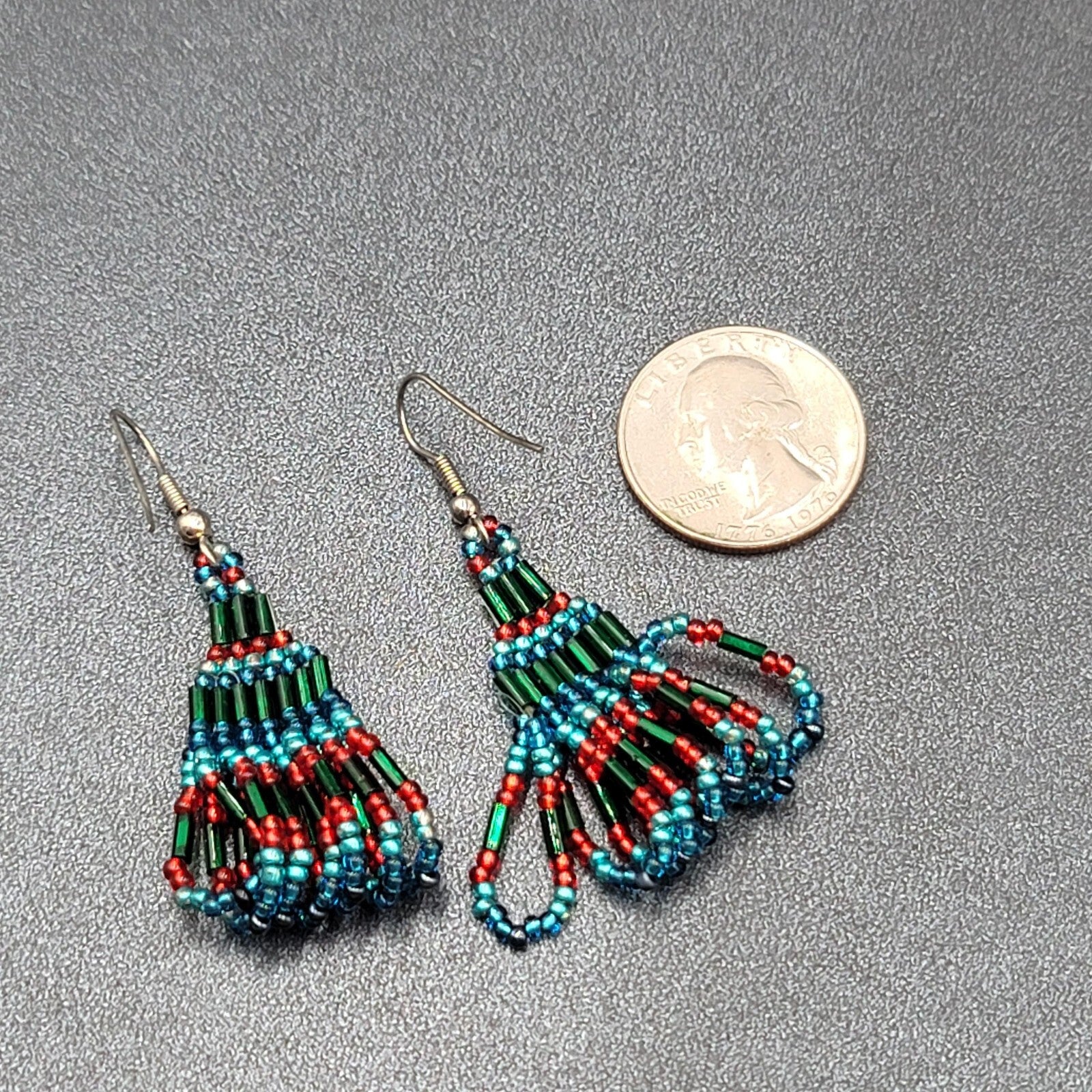 Vintage Pierced Earrings Silver tone Blues Purple Seed bead Dangle 1.5"