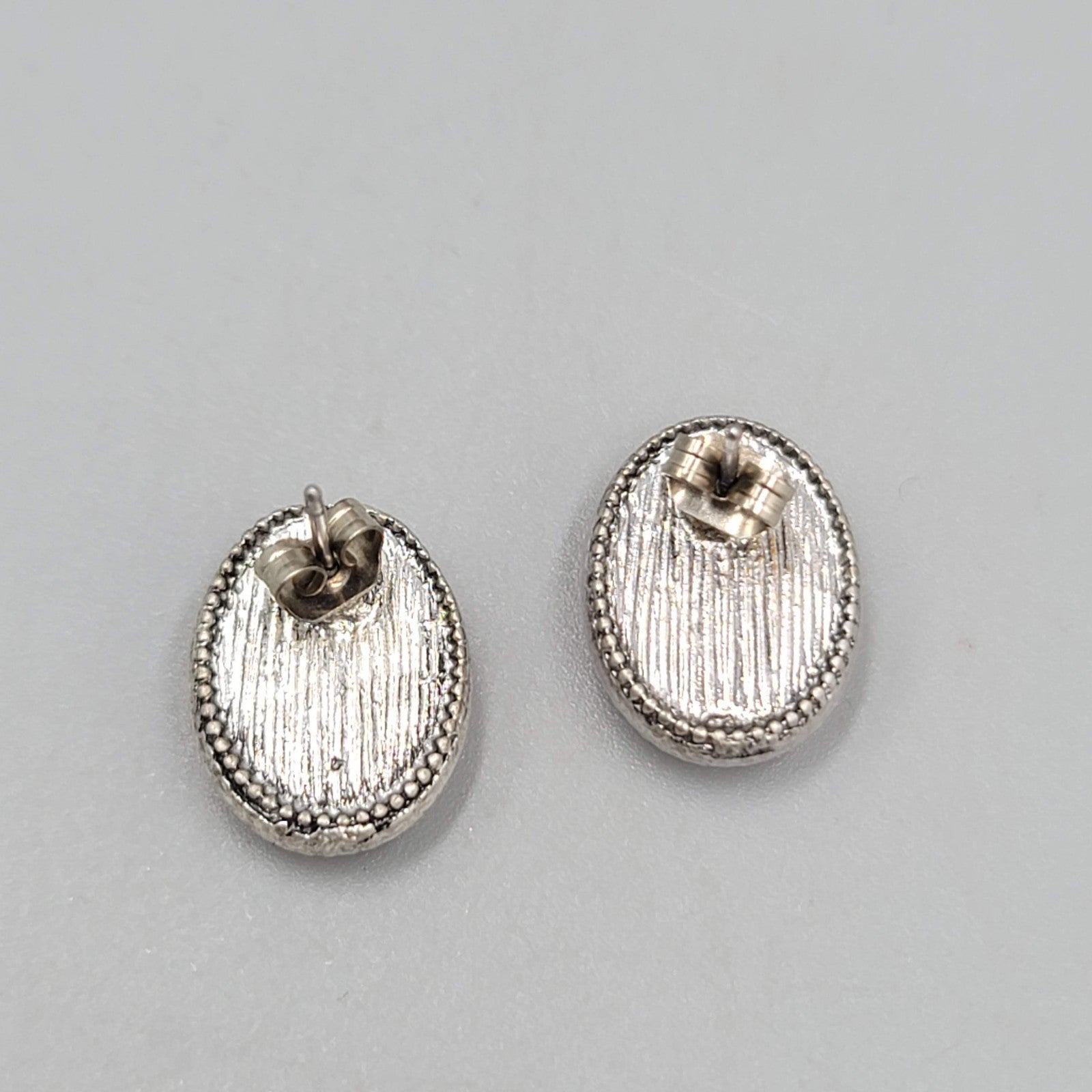 Stud Pierced Earrings Southwest Silver tone Oval Red Cabochon 1/2"