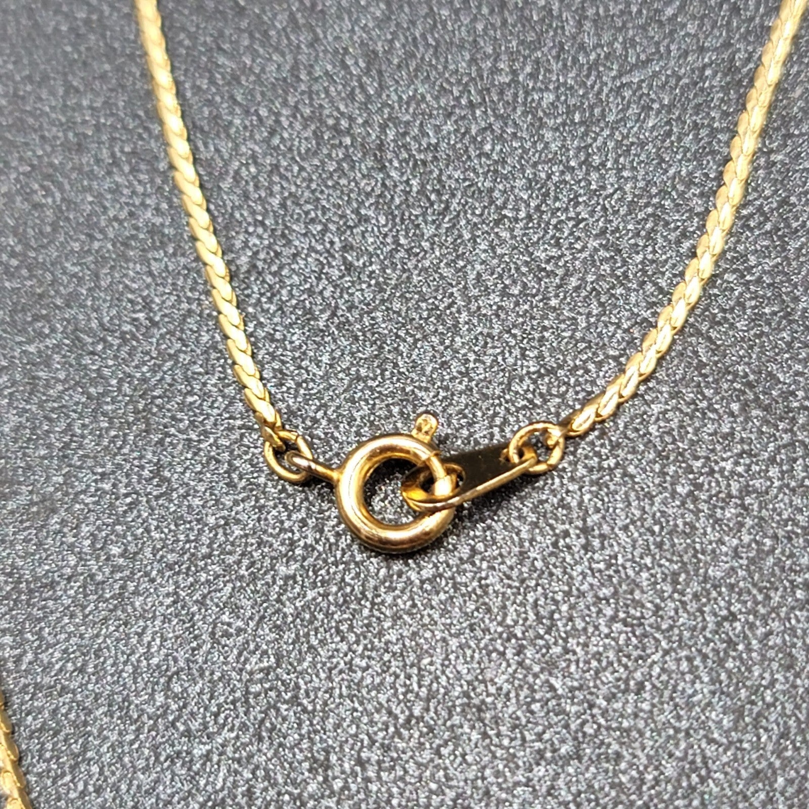 Necklace Earrings Set Gold tone Purple Sandstone Oval 16.5" Chain Earrings 1.25"
