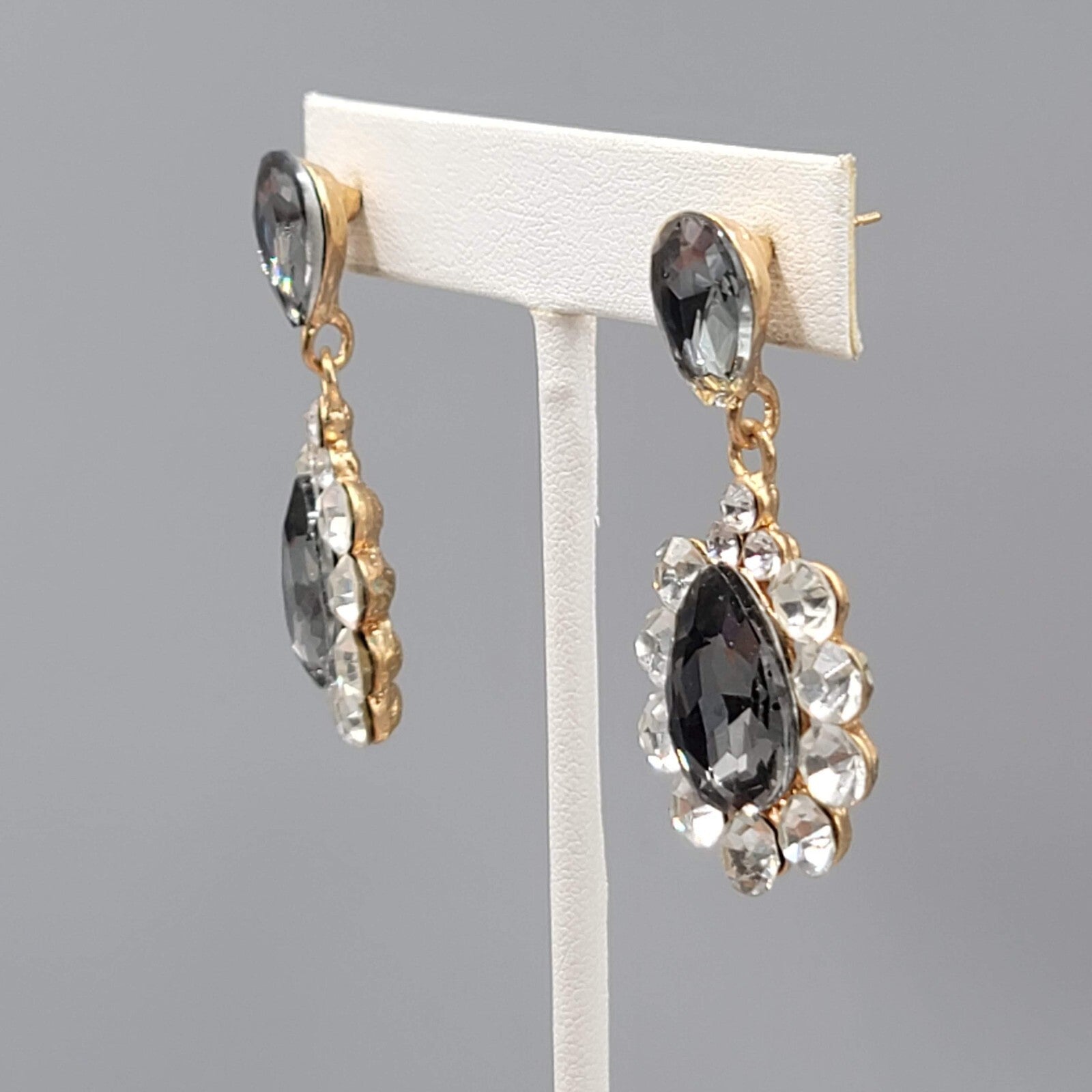 Gray Teardrop Glass Pierced Earrings Gold tone Dangle 2"