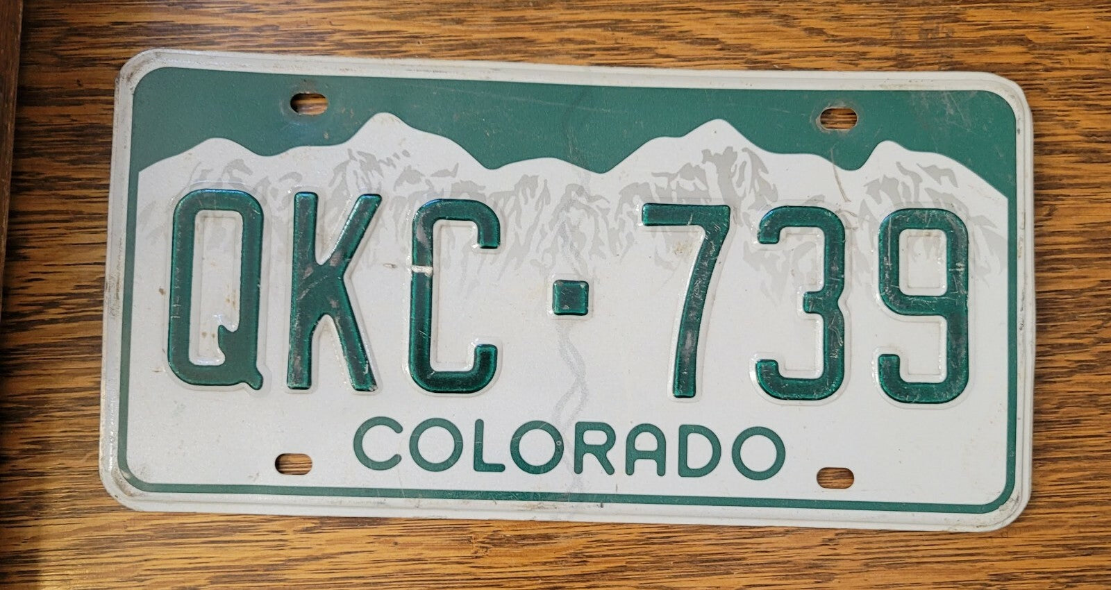 License Plate COLORADO QKC-739 Green & White Vintage