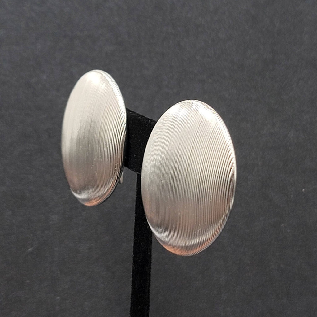 Vintage Lisner Clip on Earrings Large Grooved Disc 1.25"
