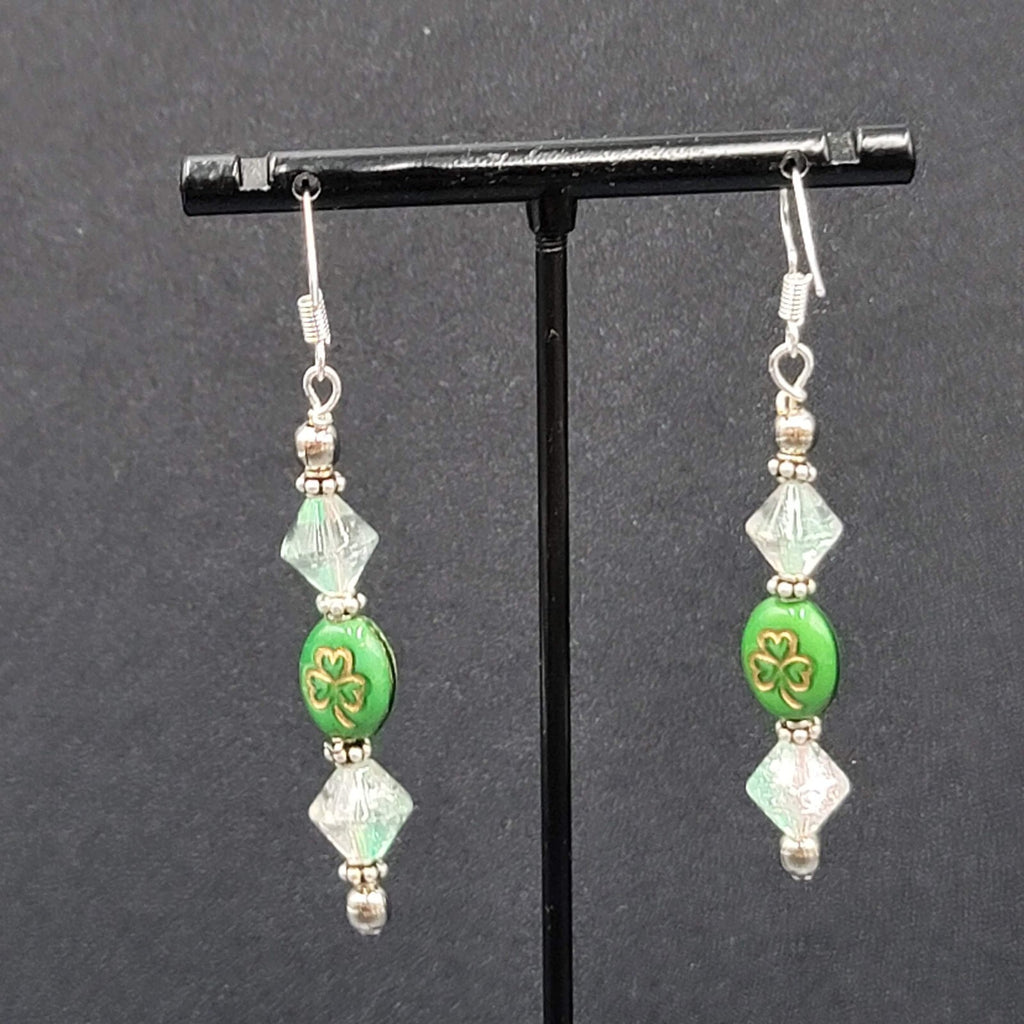 Beaded Pierced Earrings Dangle Silver tone Hook Green Bead Shamrock