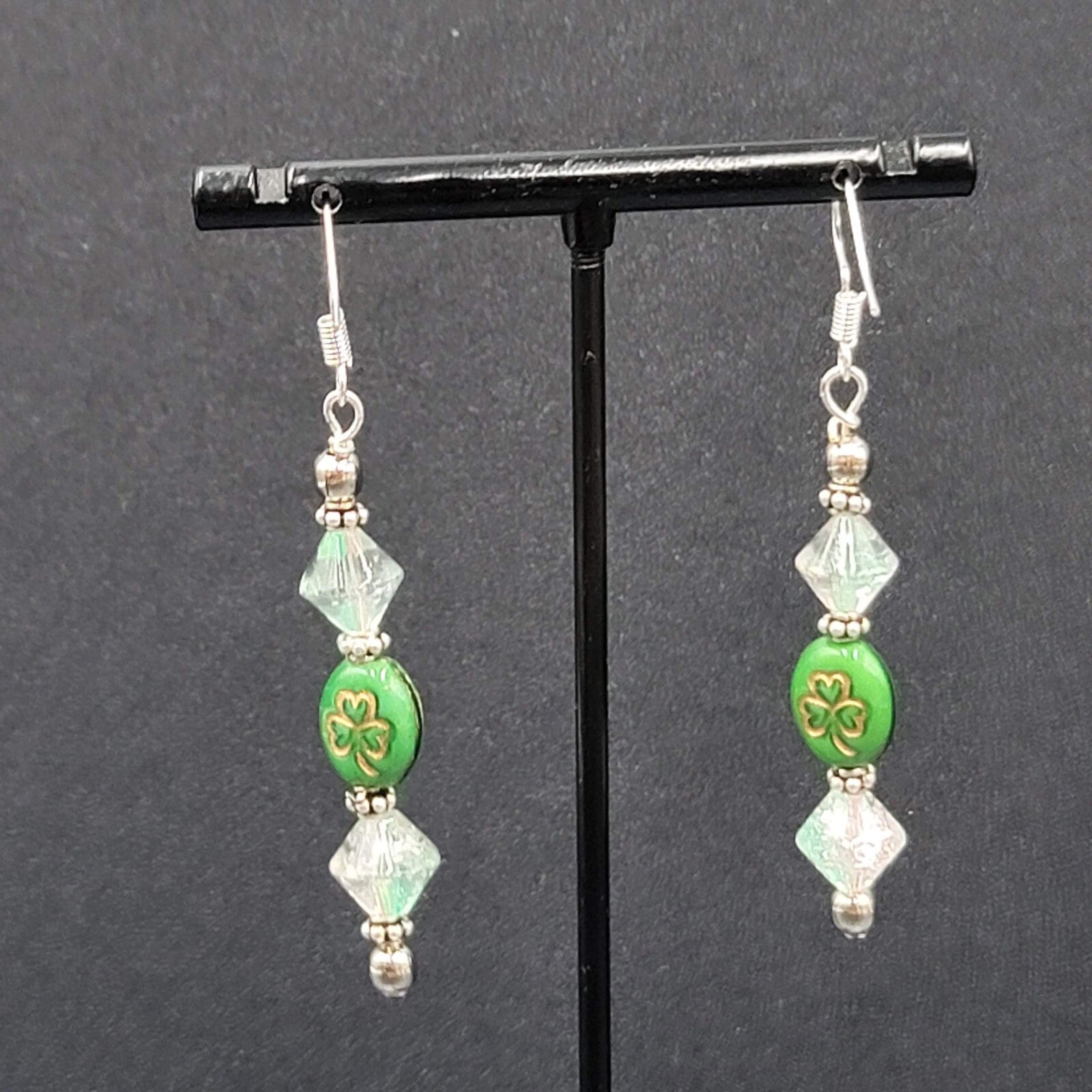 Beaded Pierced Earrings Dangle Silver tone Hook Green Bead Shamrock