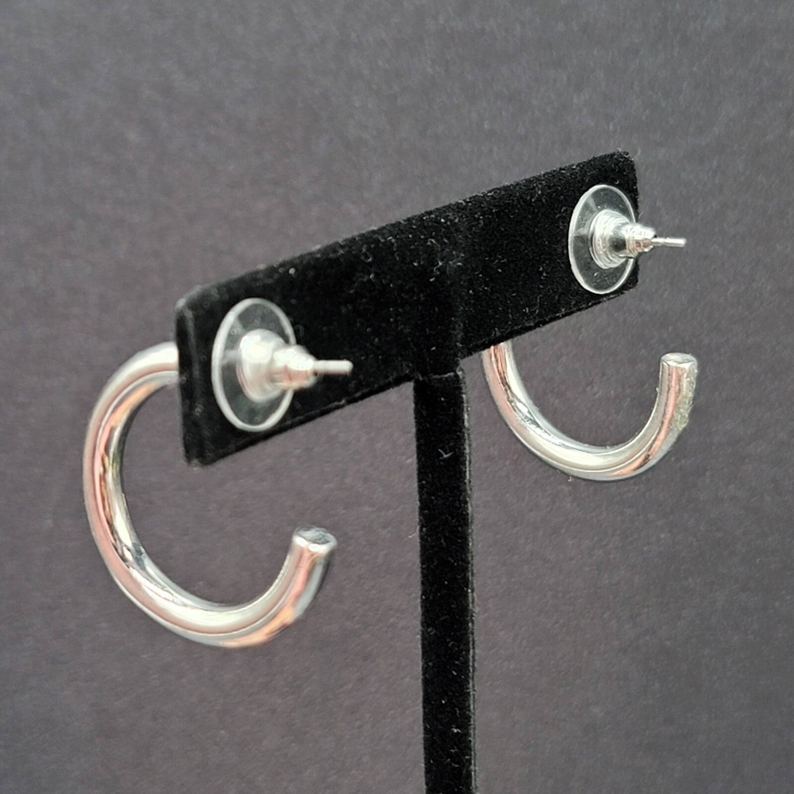 Pierced Earrings Silver tone Round Solid Hoops 1"