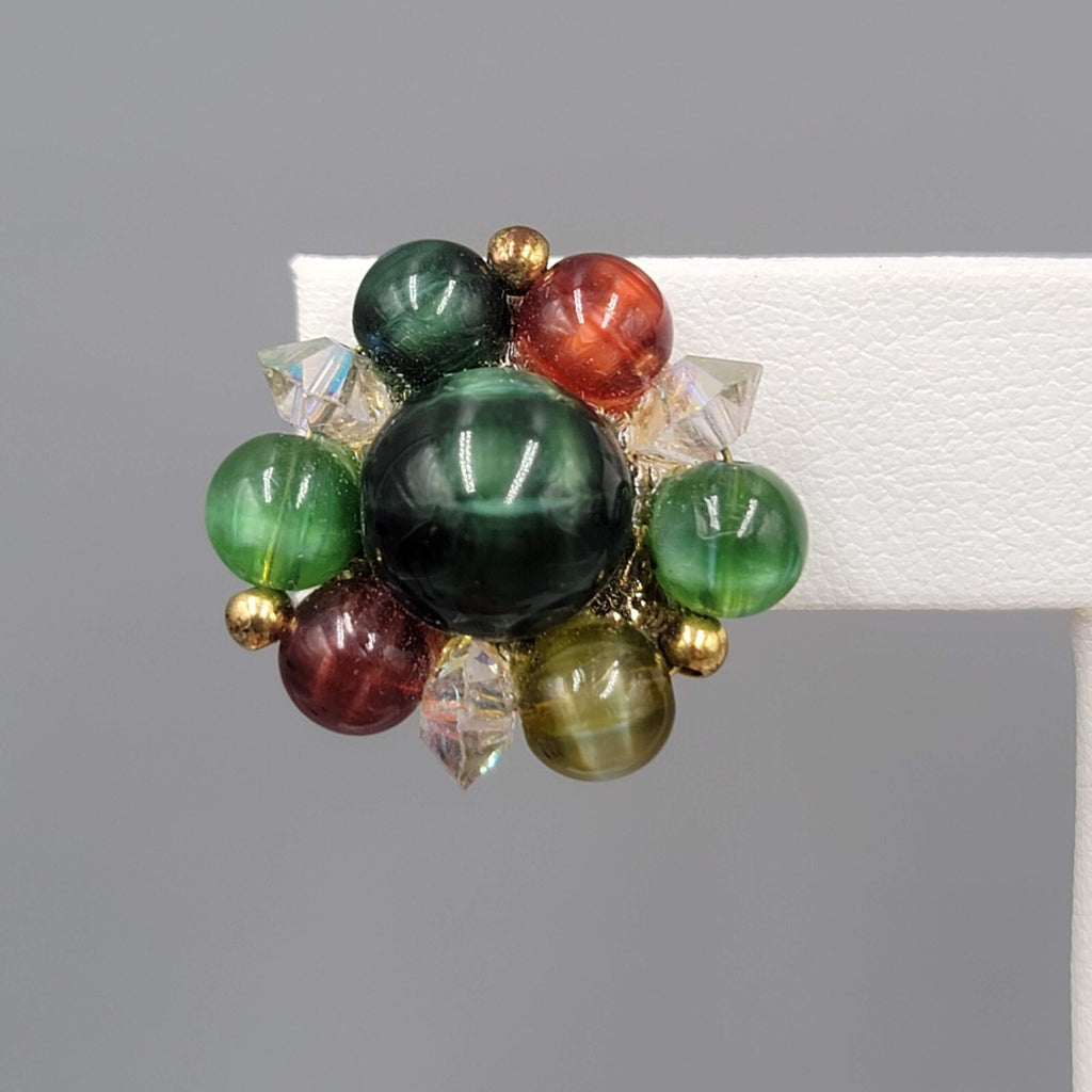 Vintage Cluster Bead Clip on Earrings Gold tone Red Green 3/4"