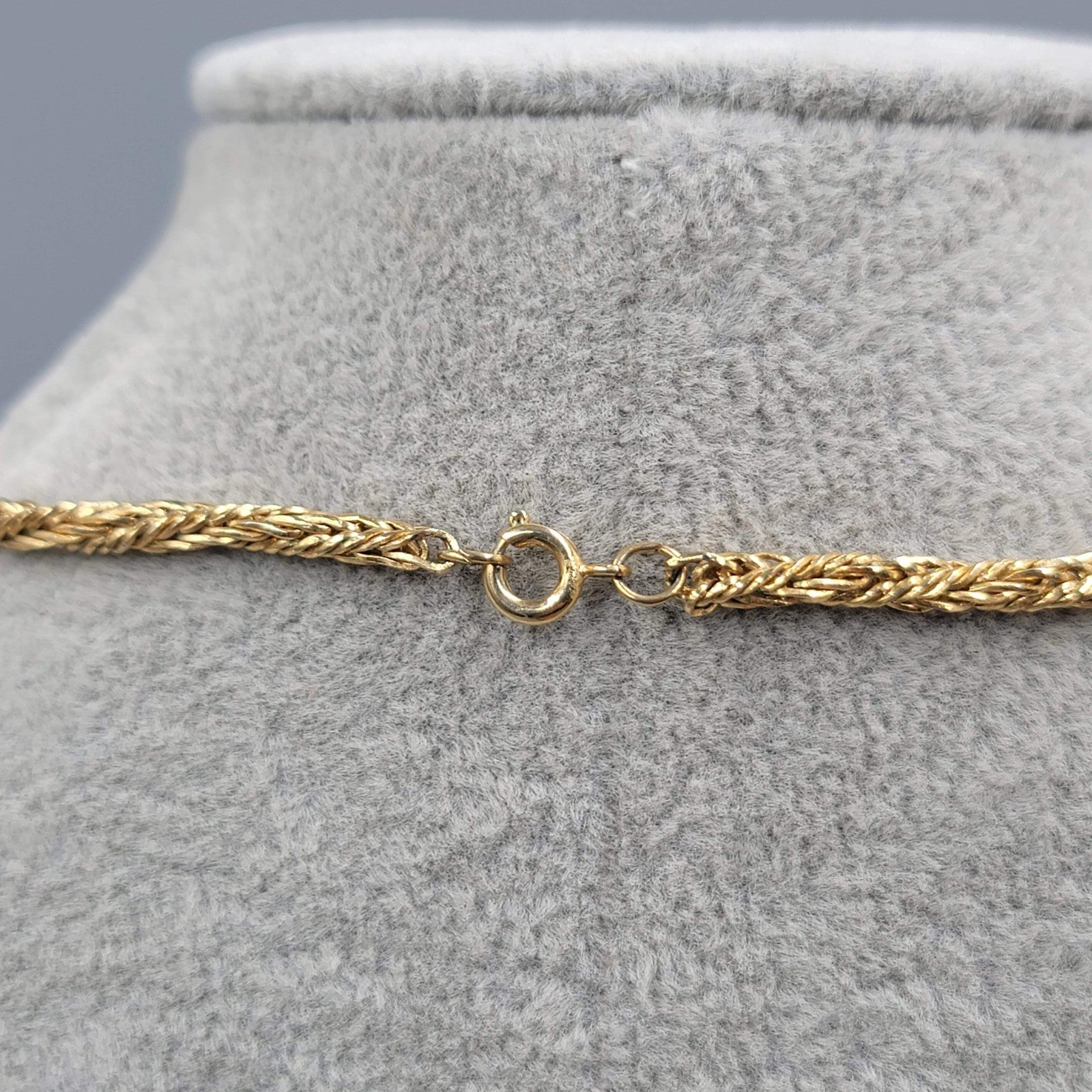 Vintage Foxtail Twist Chain Fringe Pendant Necklace Small 16 in