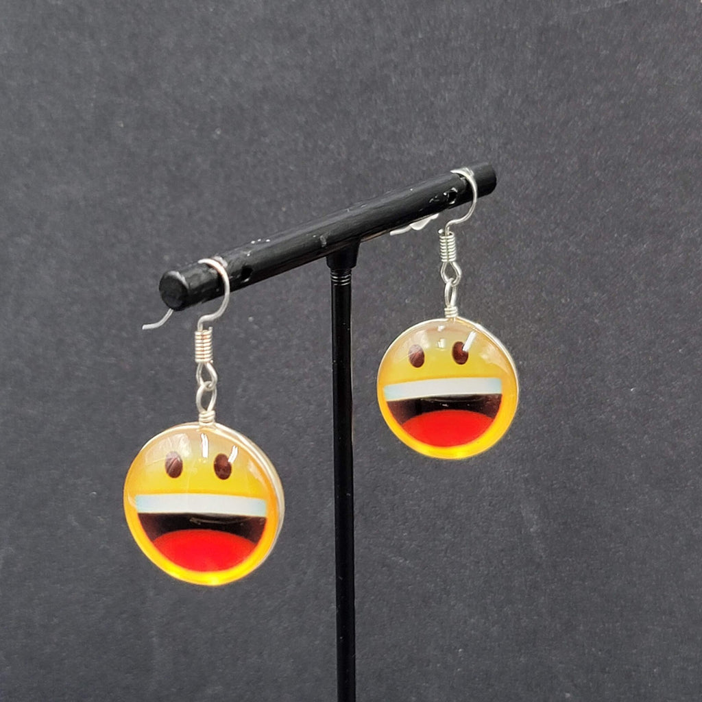 Pierced Earrings Glass Happy Face Emoji Dangle 1"