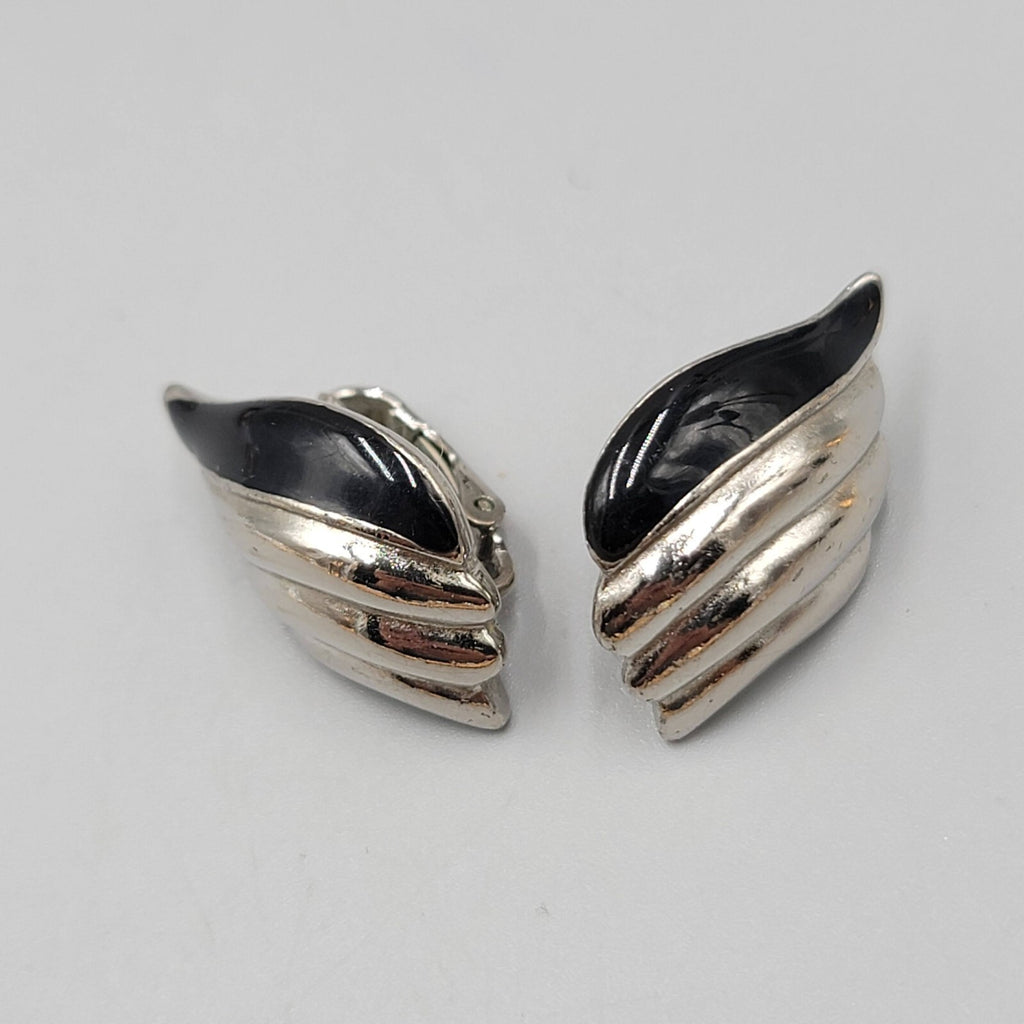 Vintage Climber Clip on Earrings Silver tone Black Enamel 1"