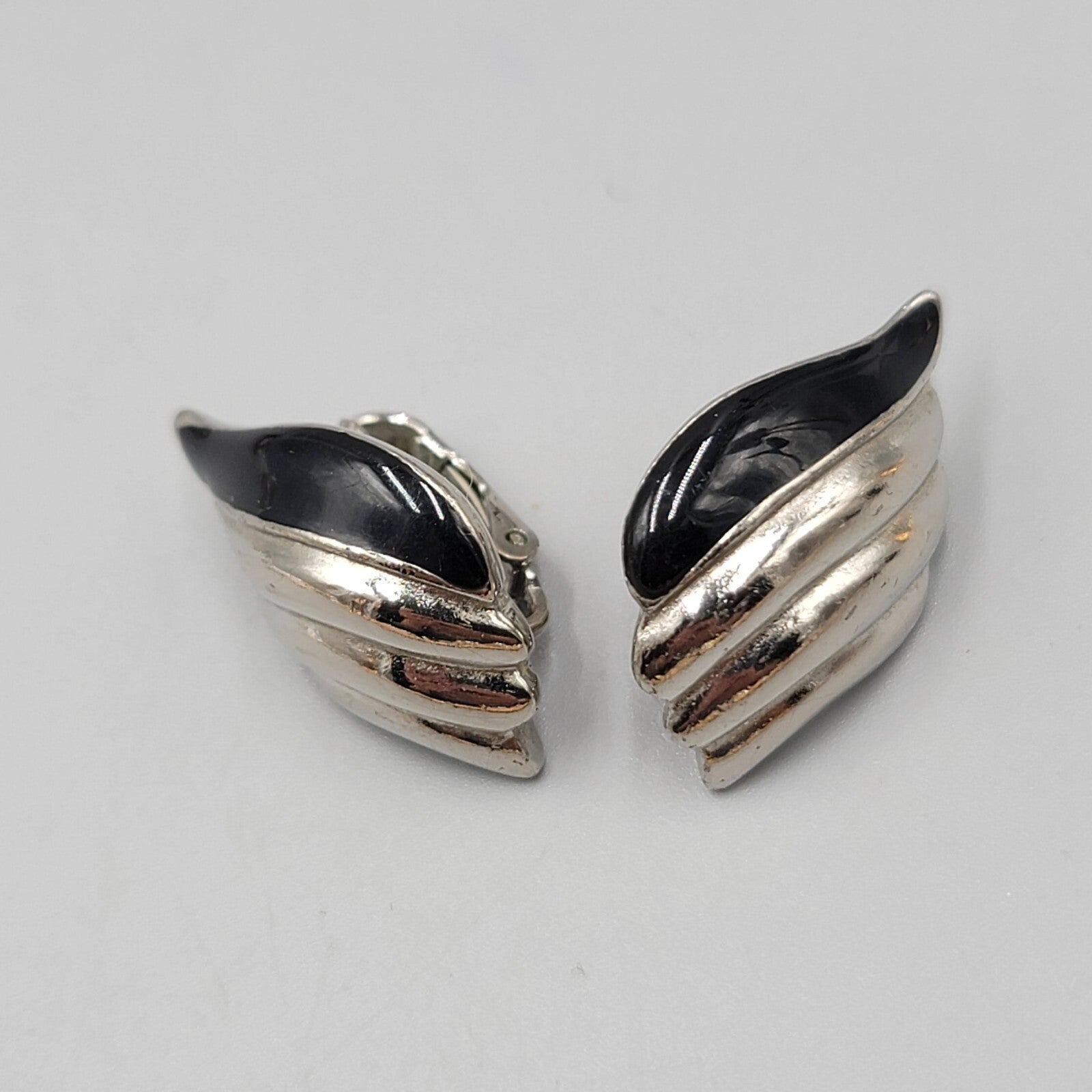 Vintage Climber Clip on Earrings Silver tone Black Enamel 1"