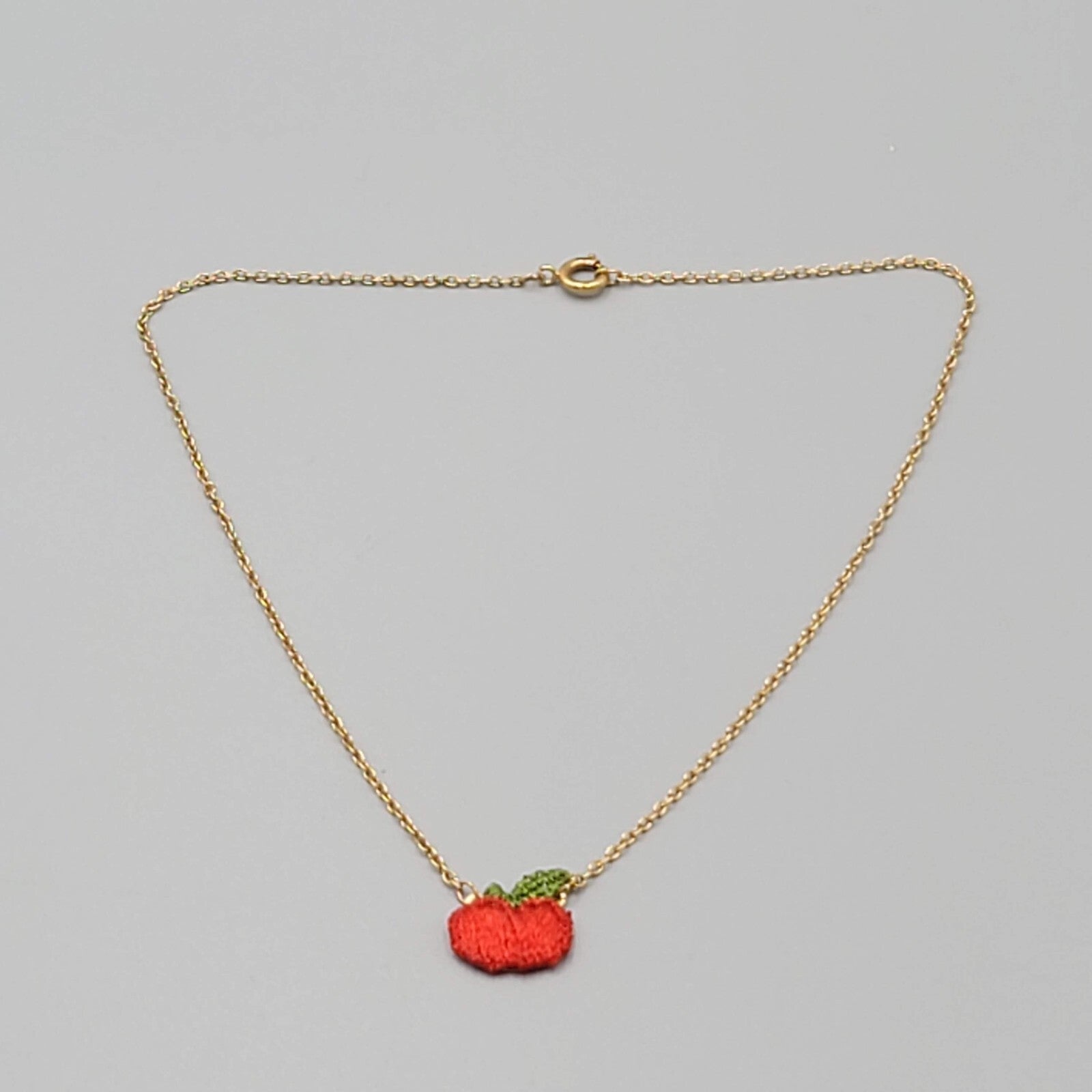 Vintage Apple Necklace CHILDRENS CHILDS Gold tone Chain 14"