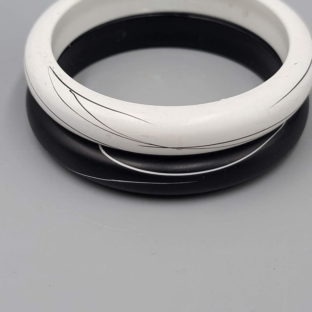 Wood Bangle Bracelet Lot of 2 Black White 8"