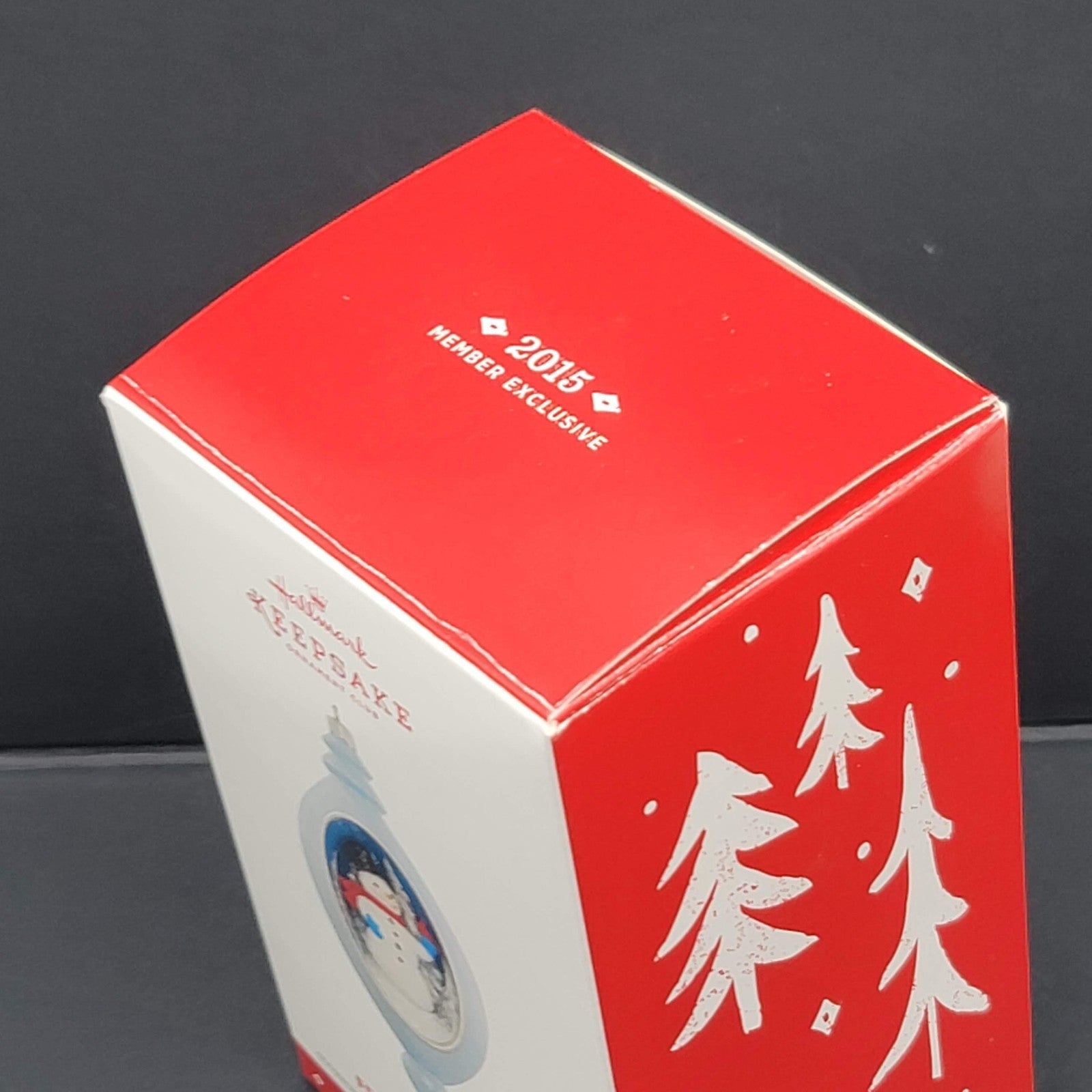 2015 Friend of a Feather Hallmark Ornament Club Exclusive Snowman Red Cardinal