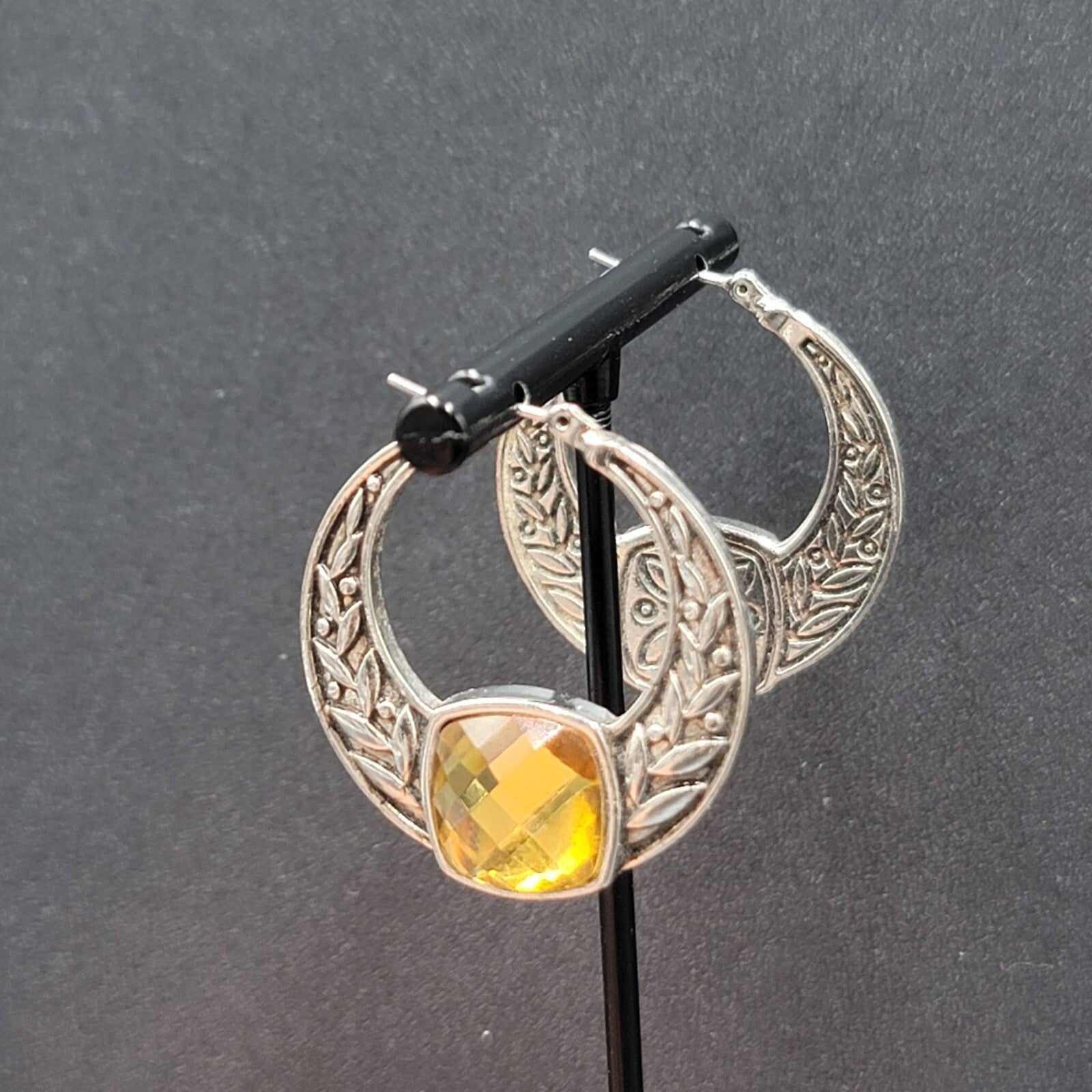 Pierced Earrings Silver tone Embossed Hoops Yellow Acrylic Accent 1.25"