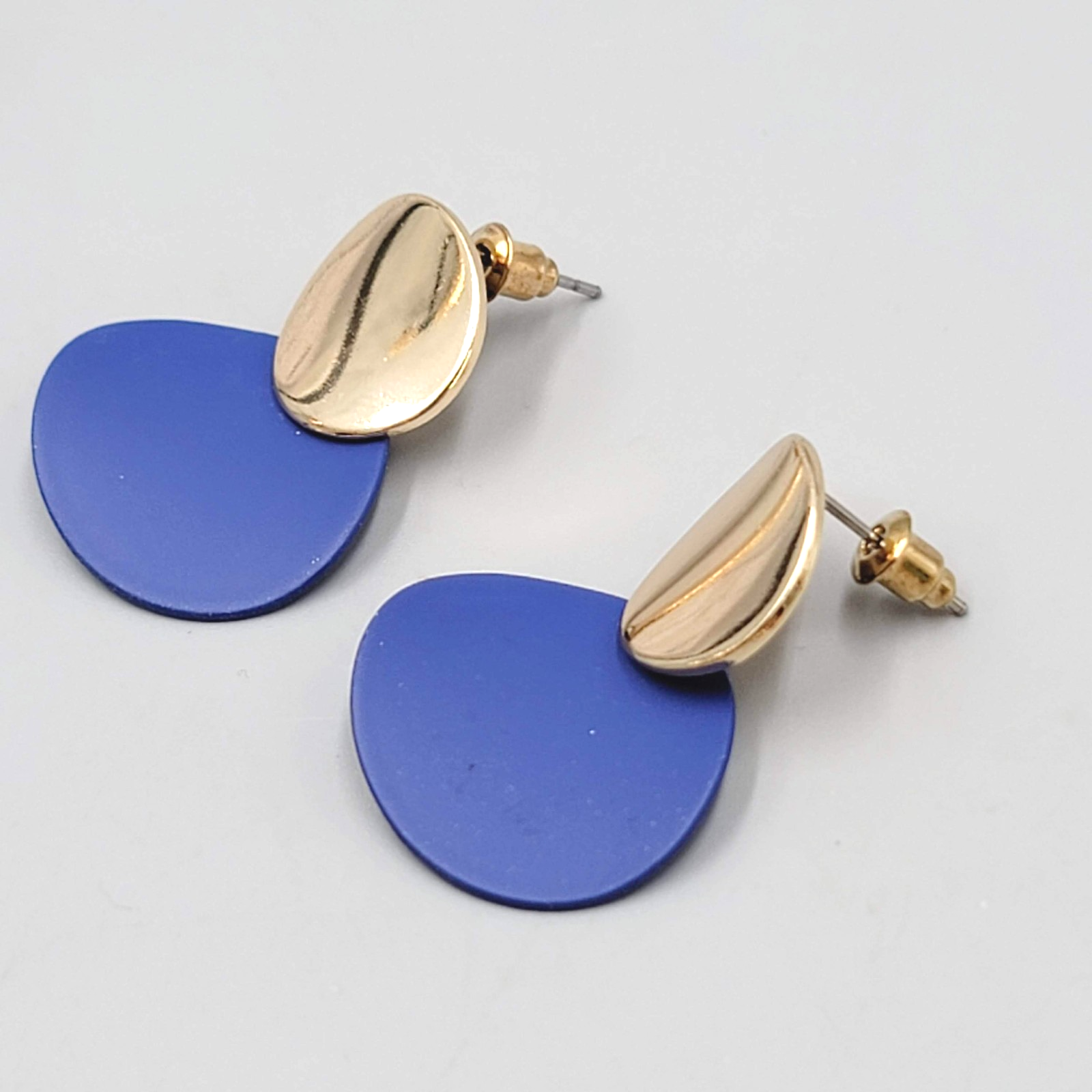 Pierced Earrings Gold toen Dangle Matte Blue Enamel 1.25"