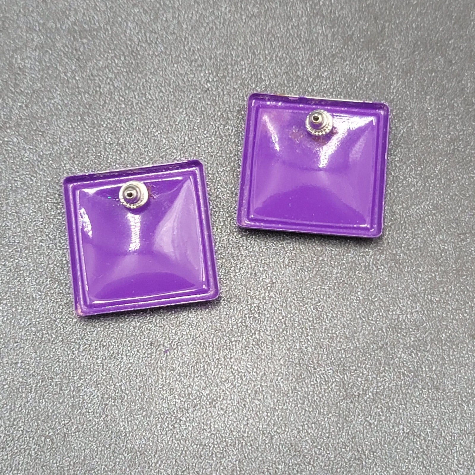 Vintage Pierced Earrings Purple Enamel Square 1"