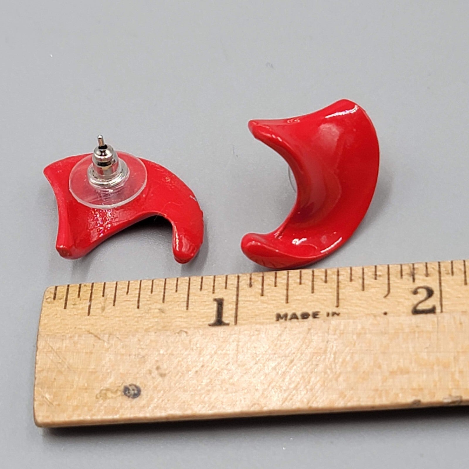 Vintage Bright Red Enamel Drop Pierced Earrings 3/4"