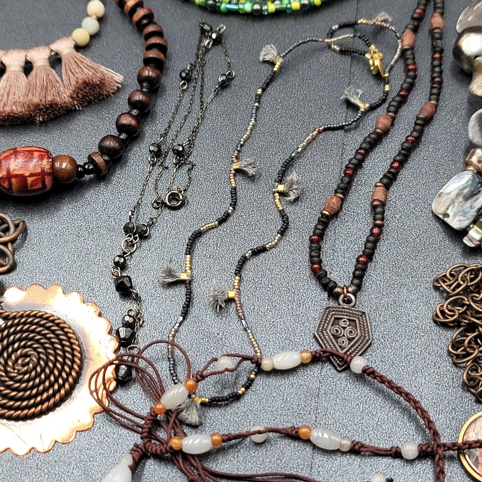 Colorful Jewelry Lot Necklaces Bracelets Pendant 48 pcs