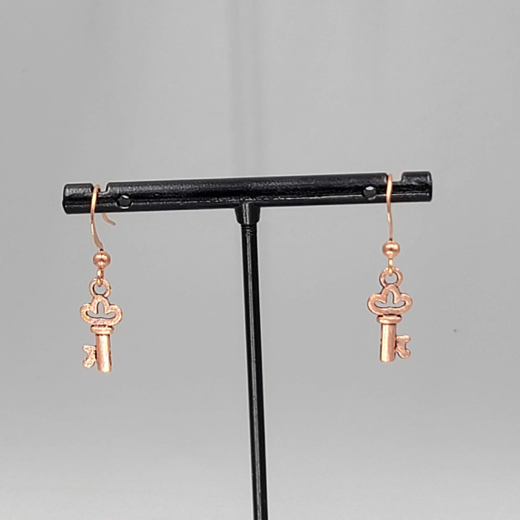Copper tone Skeleton Key Pierced Earrings Dangle 5/8"