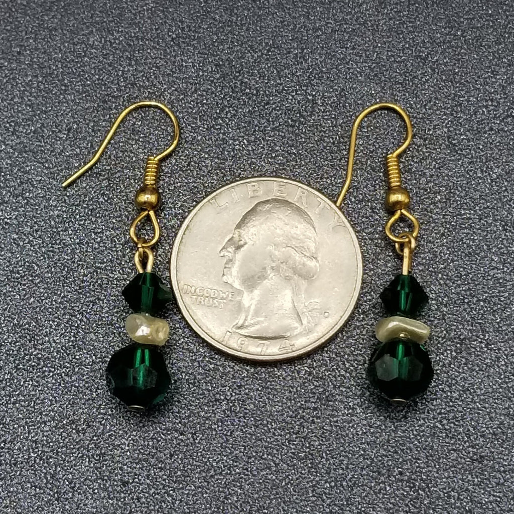Pierced Earrings Gold tone Green Faceted Crystal Beaded Dangle  3/4"