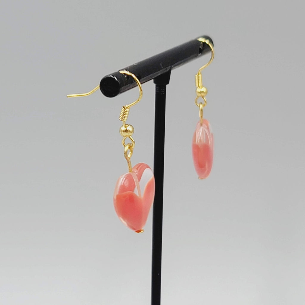 Glass Heart Bead Pierced Earrings Gold tone Dangle 3/4"