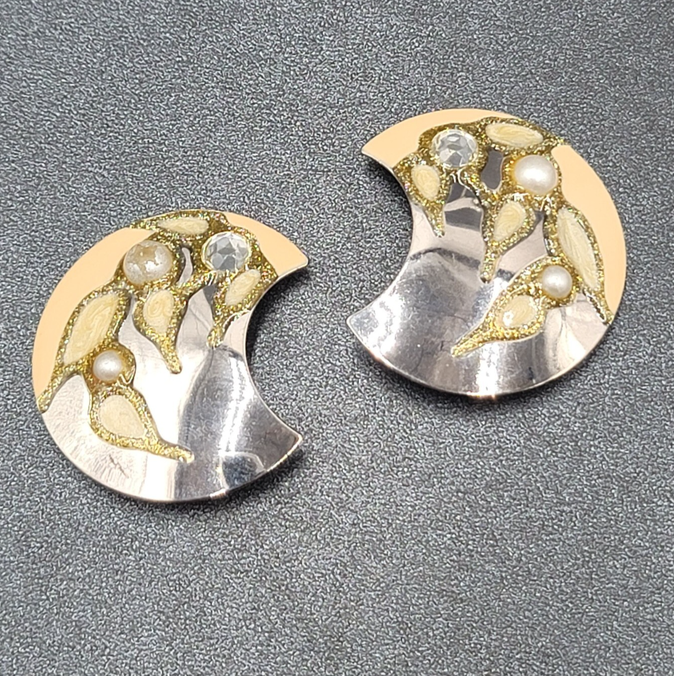Vintage Clip on Earrings Silver tone Large Statement Enamel Glitter 1.75"