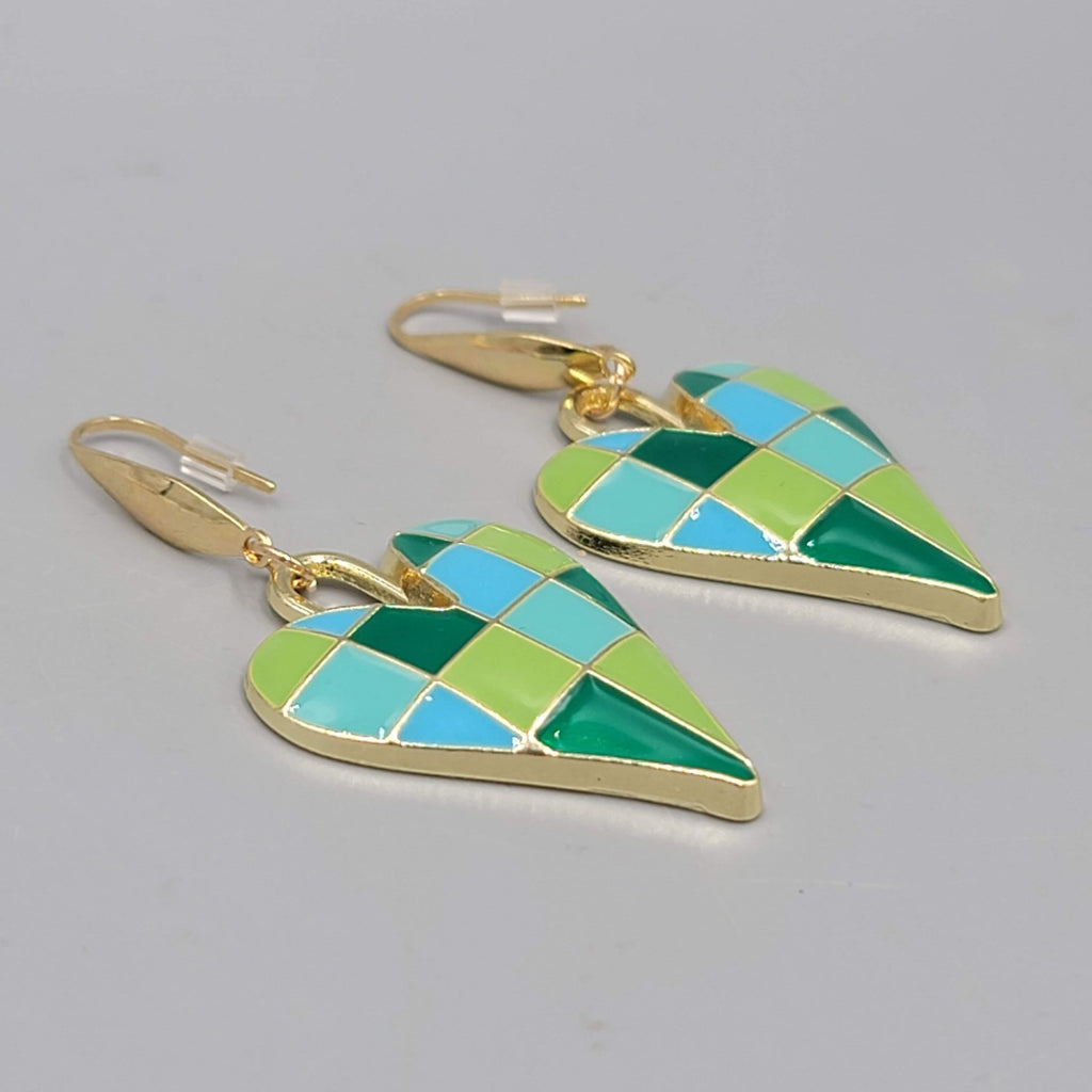 Green Enamel Checkered Heart Pierced Earrings Gold tone Dangle Large 1.5"