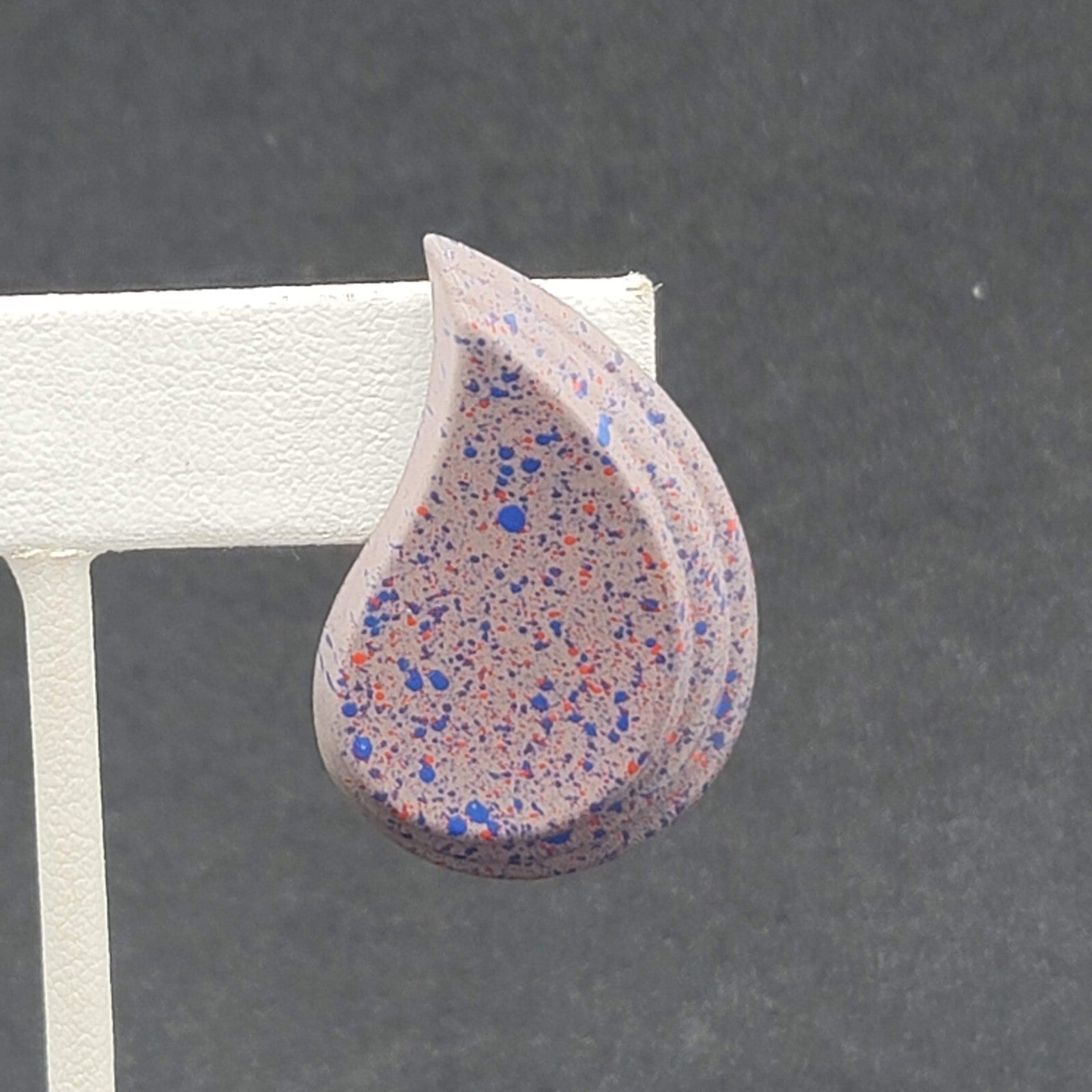 Vintage Pierced Earrings Purple Speckle Enamel Paisley Teardrop 1.5"