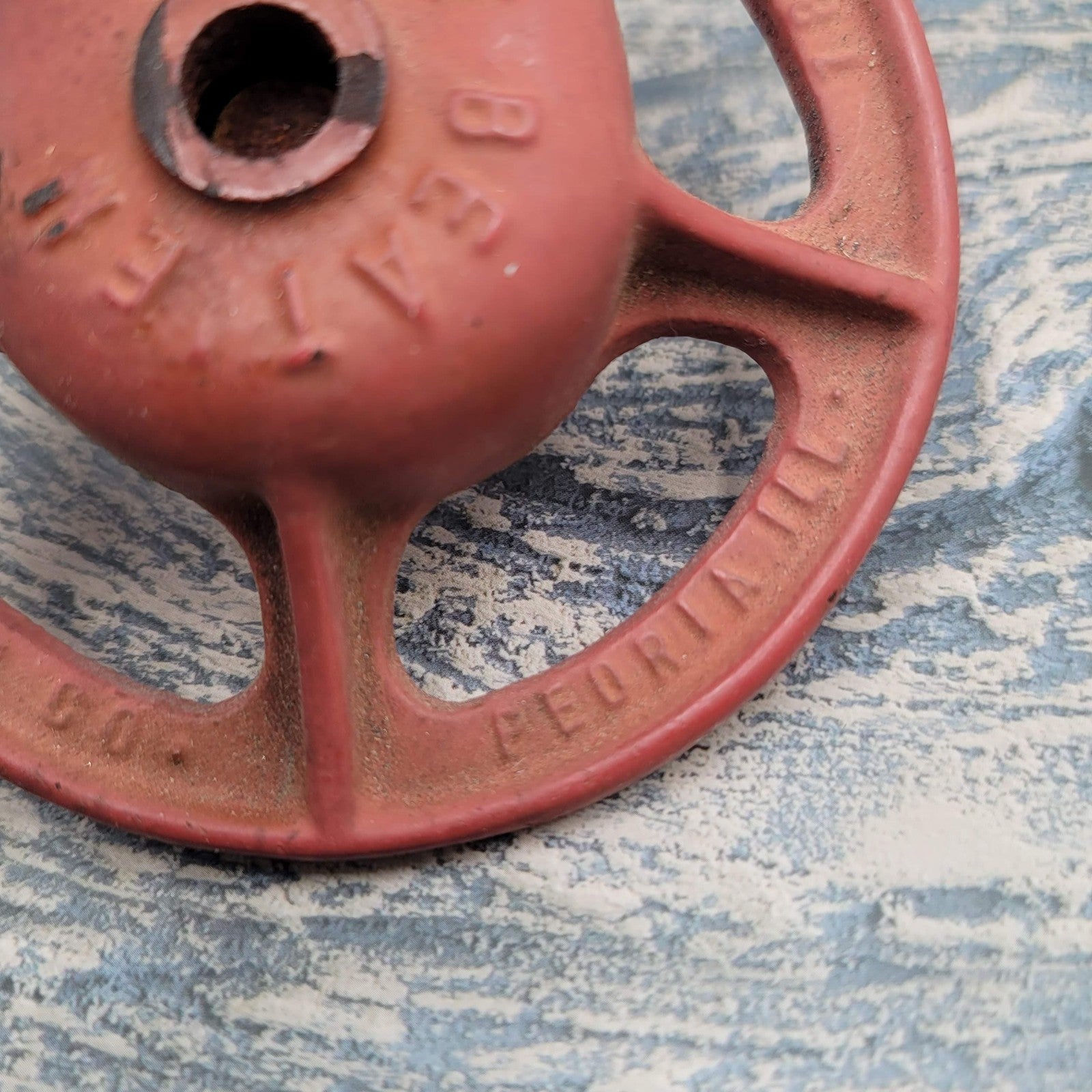 LR Nelson  Cast Iron Lawn Sprinkler Head Red Can't Beat 'Em Peoria IL Garden
