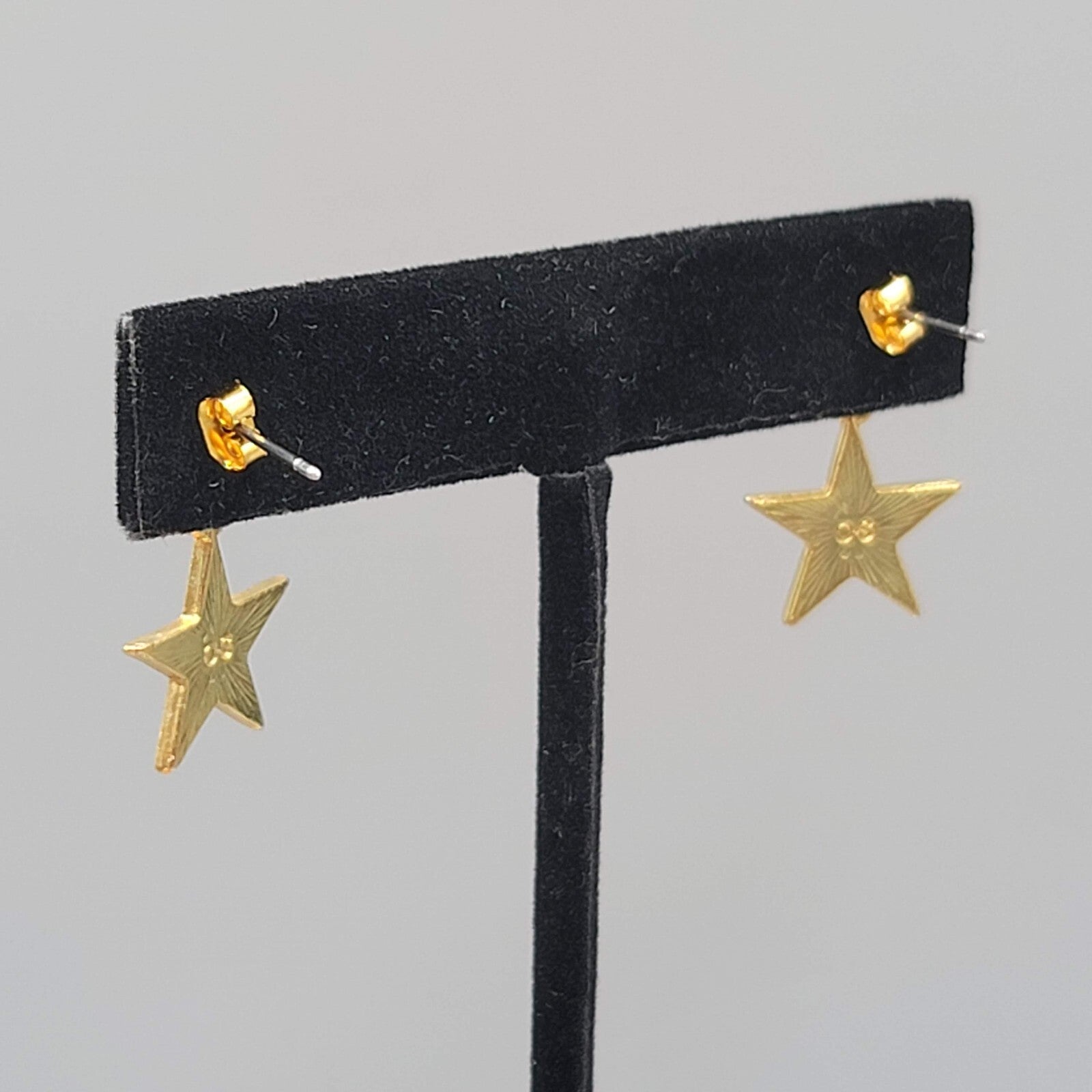 Vintage Patriotic USA Flag Star Pierced Earrings Gold tone Dangle  3/4"
