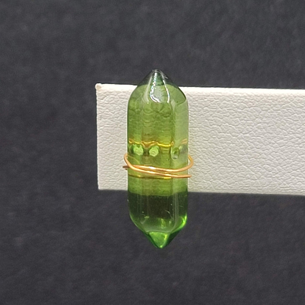 Pierced Earrings Green Resin Gold tone Wrapped Bar 7/8"