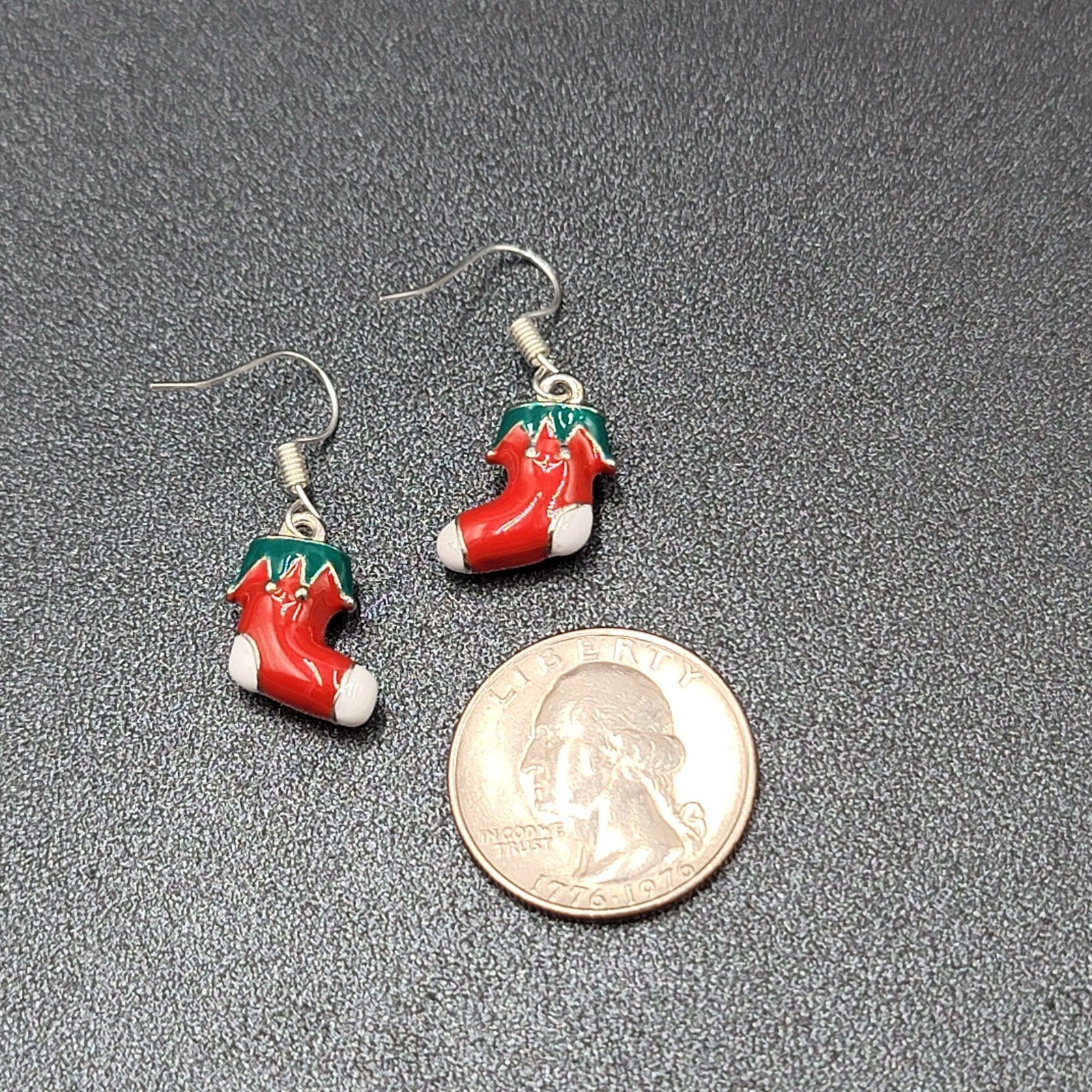 Christmas Pierced Earrings Silver tone Enamel Stockings Solid 5/8"