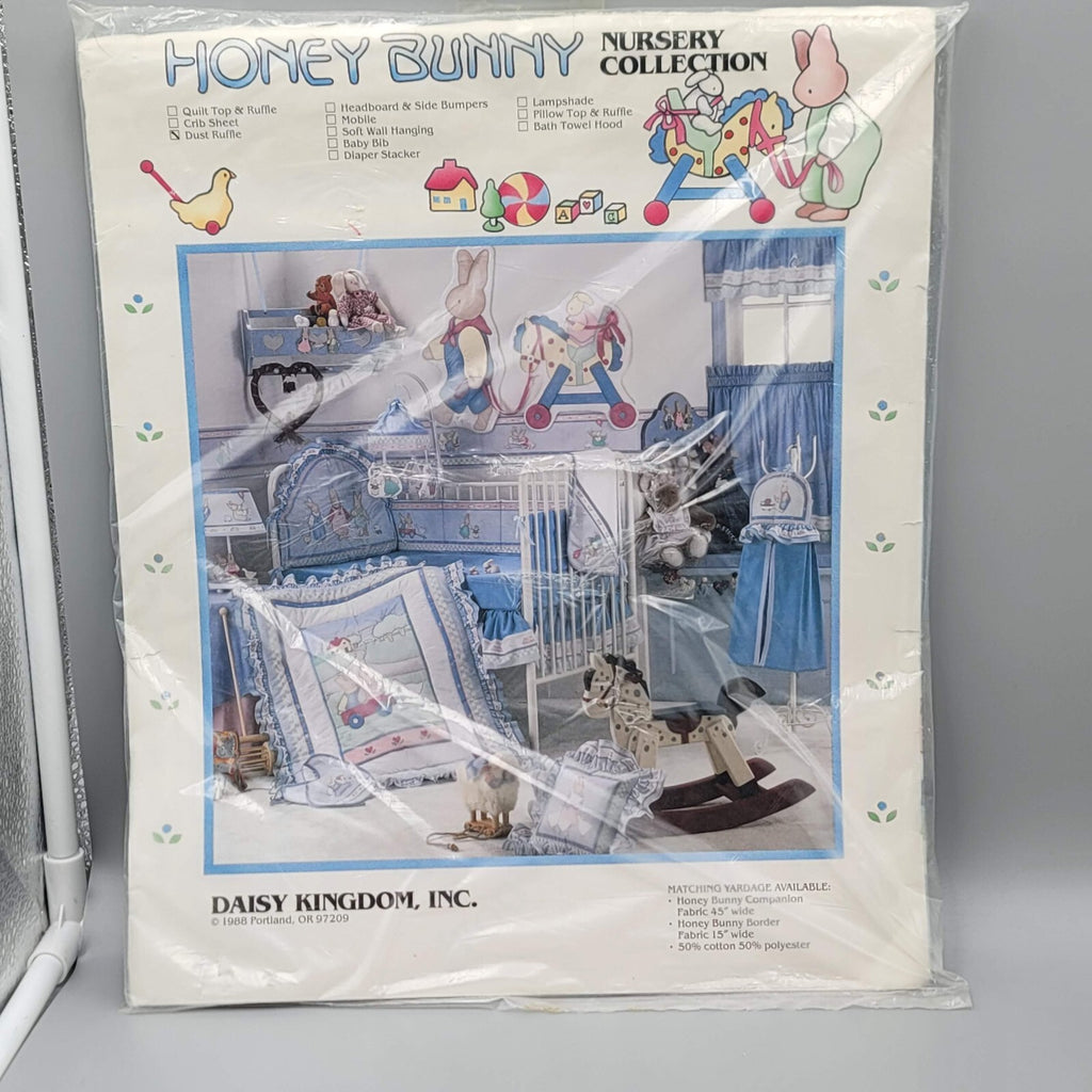 Vintage Daisy Kingdom Nursery Collection Honey Bunny Dust Ruffle NOS