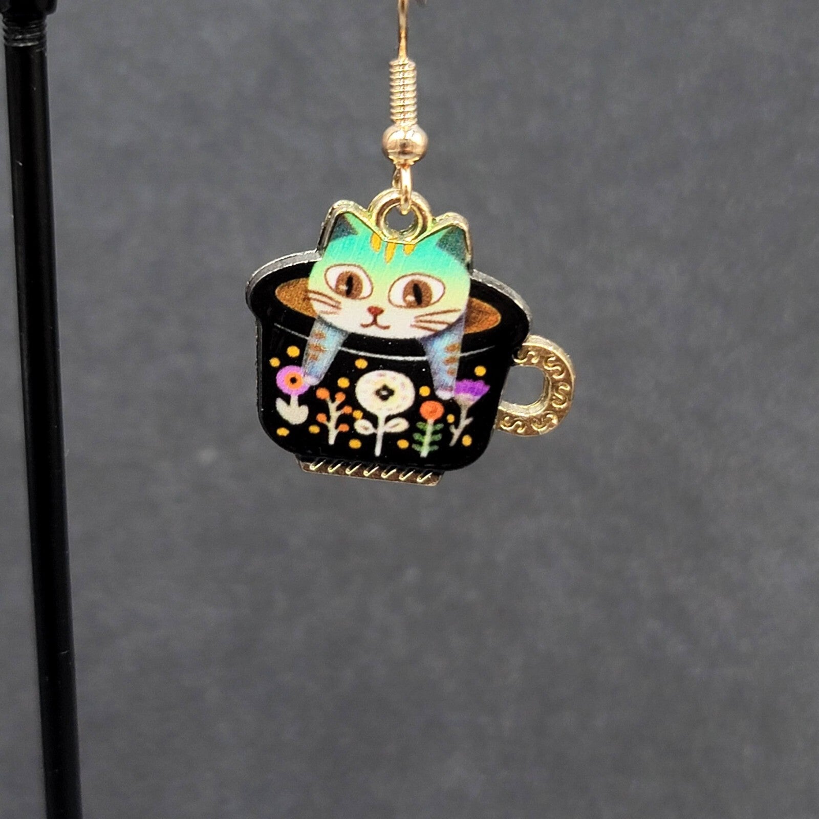 Pierced Earrings Gold tone Enamel Kitty Cat in Tea cup Dangle 3/4"