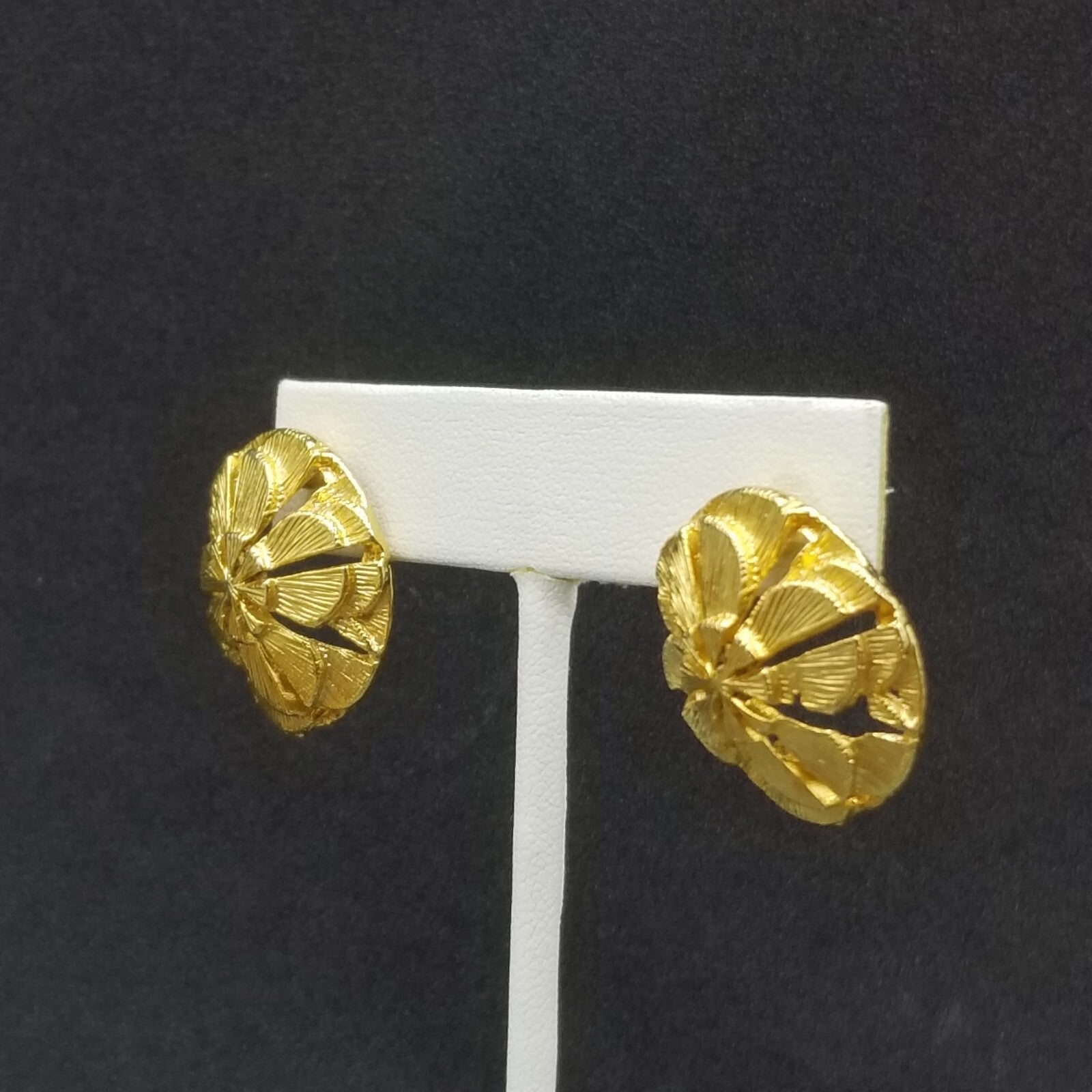Pierced Earrings Gold tone Open Work Dome Drop Stud 1"