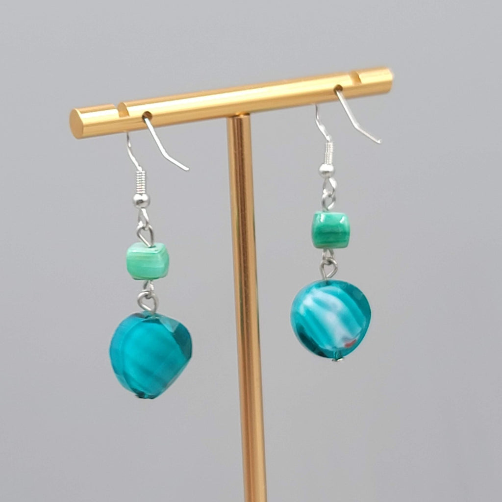 Blue and Green Art Glass Beads Pierced Earrings Silver tone Dangle 1.25 in