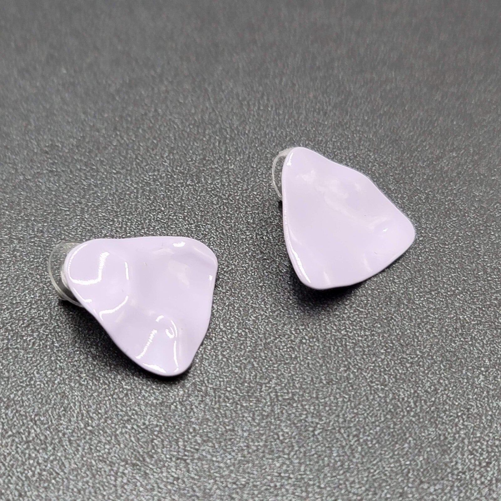 Vintage Pierced Earrings Lavender Purple Enamel Triangle 7/8"