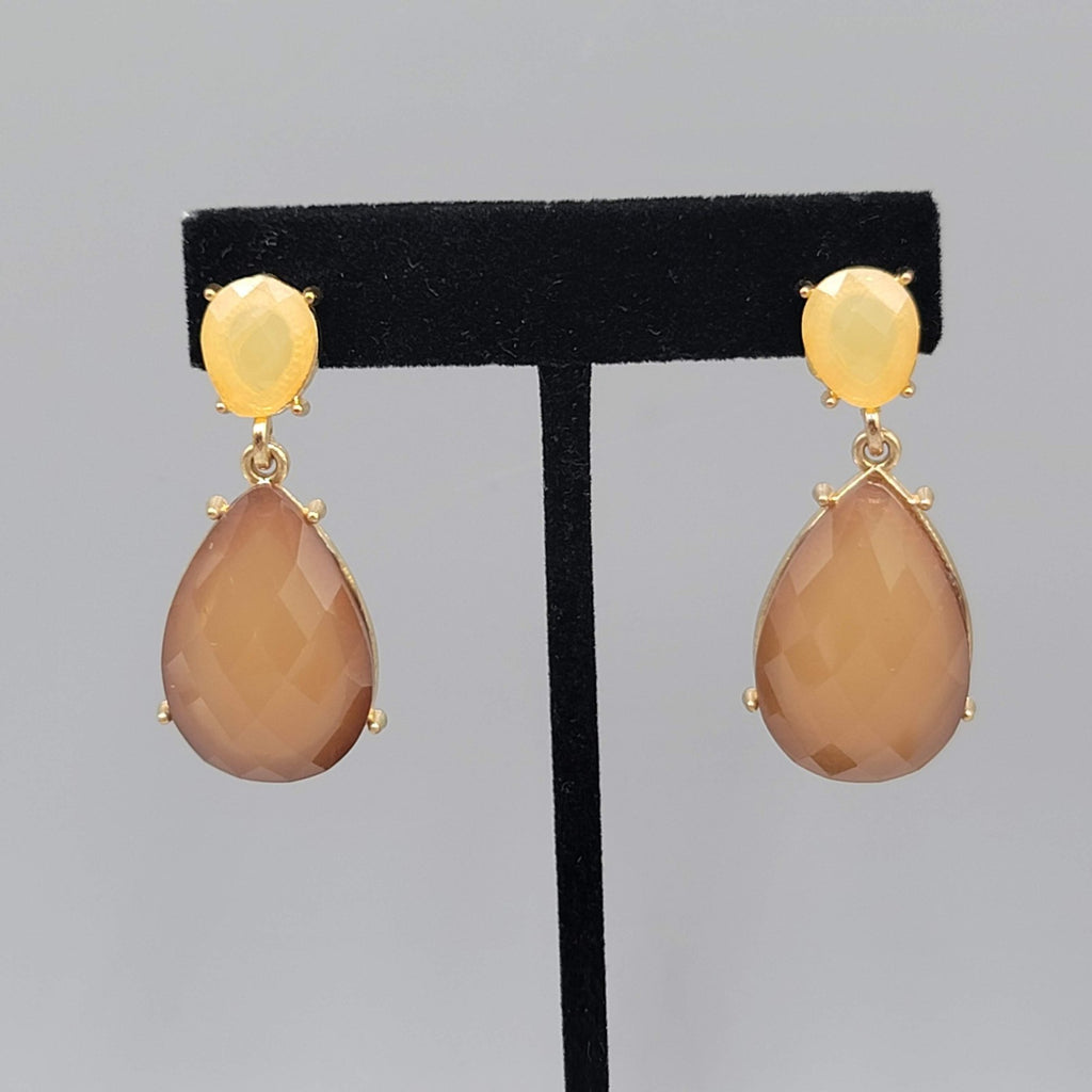 Yellow Brown Teardrop Pierced Earrings Gold tone Dangle 1.75 in