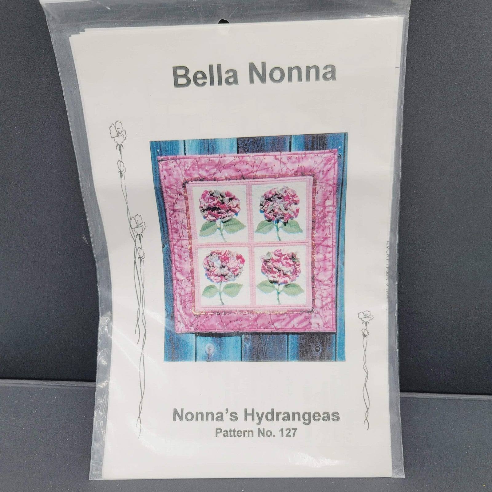 Nonna's Hydrangeas Wall Quilt Pattern #127 Bella Nonna Designs 19" x 21"