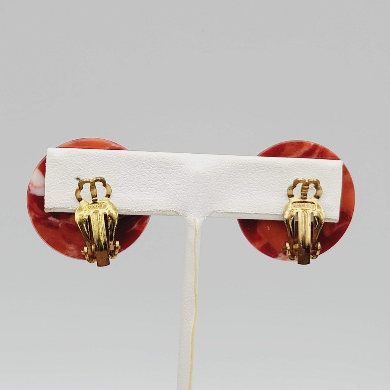Vintage Confetti Red Round Clip on Earrings Acrylic Drop 1 1/8 in