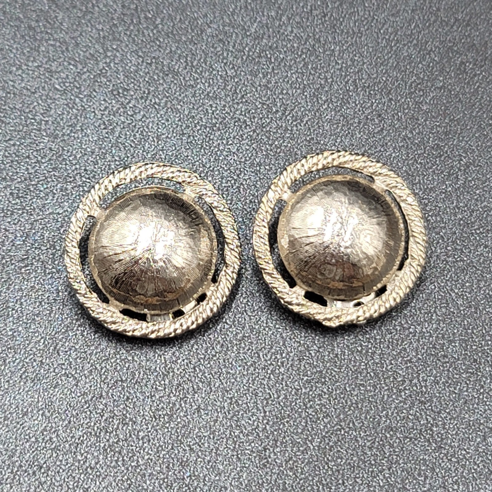 Vintage Clip on Earrings Textured Dome Silver tone 1"