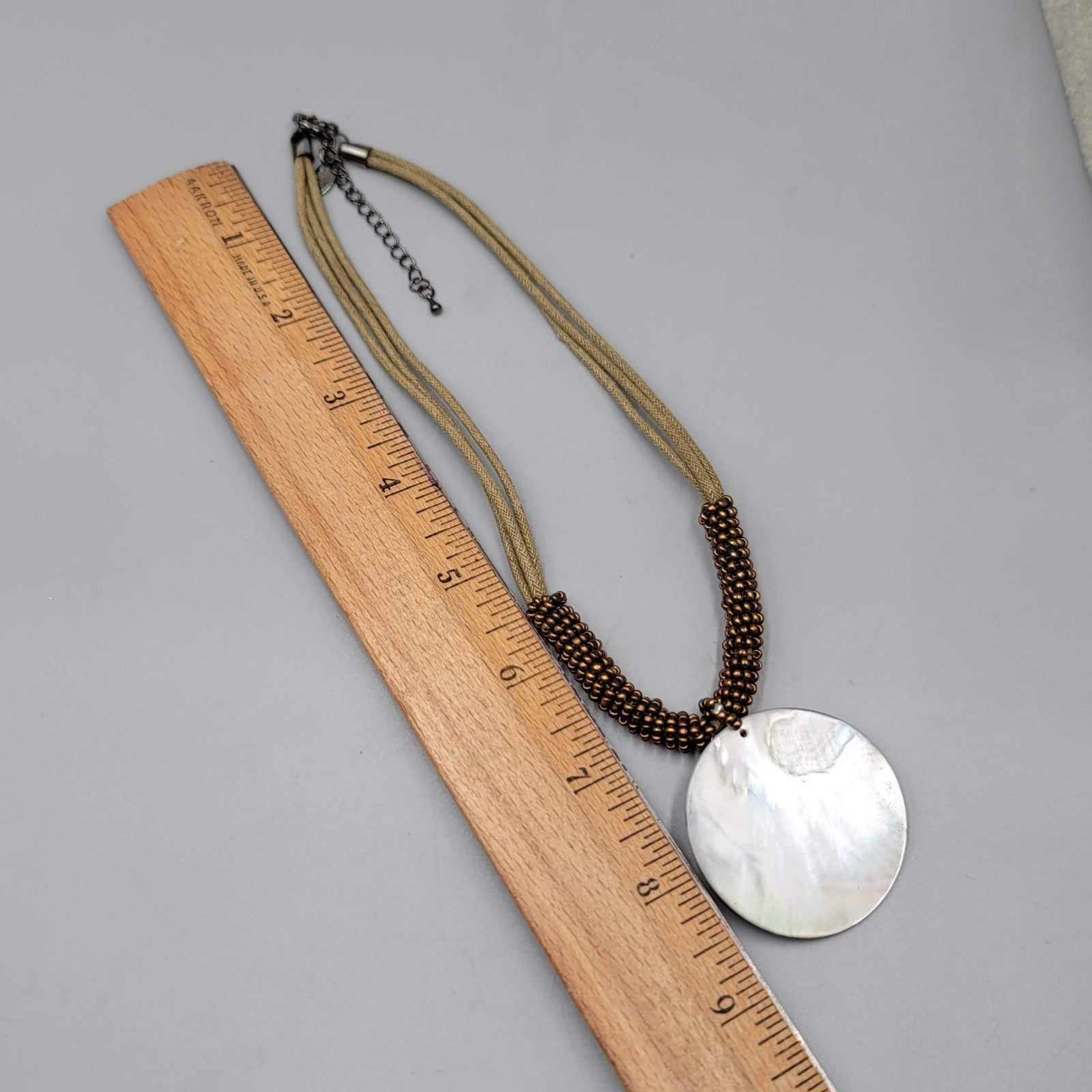 Green Cord Seed Bead Necklace Round Shell Pendant 14"-18"