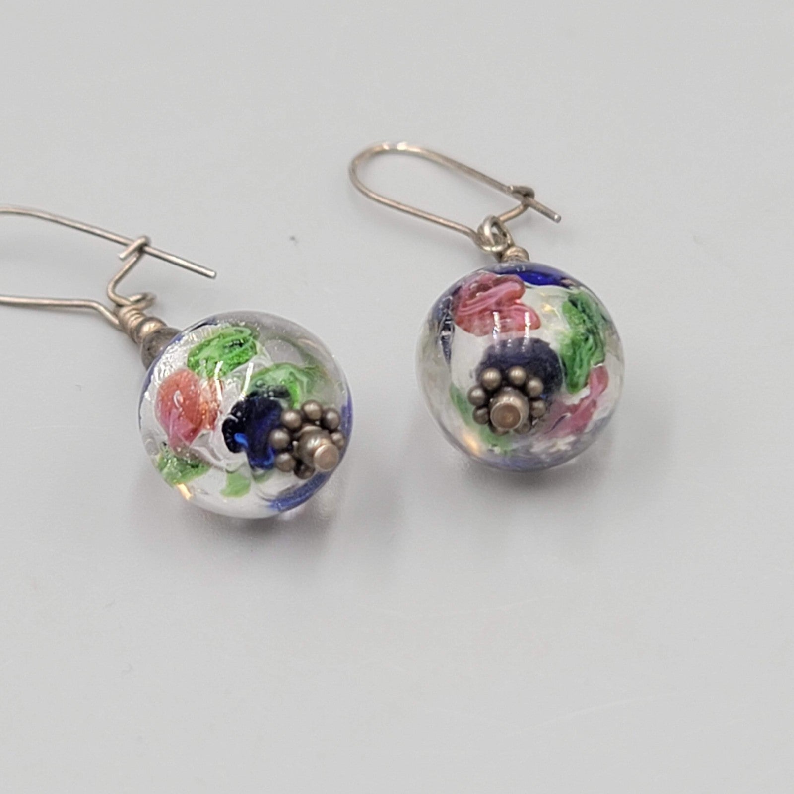 Art Glass Flower Pierced Earrings Silver tone Dangle 1"