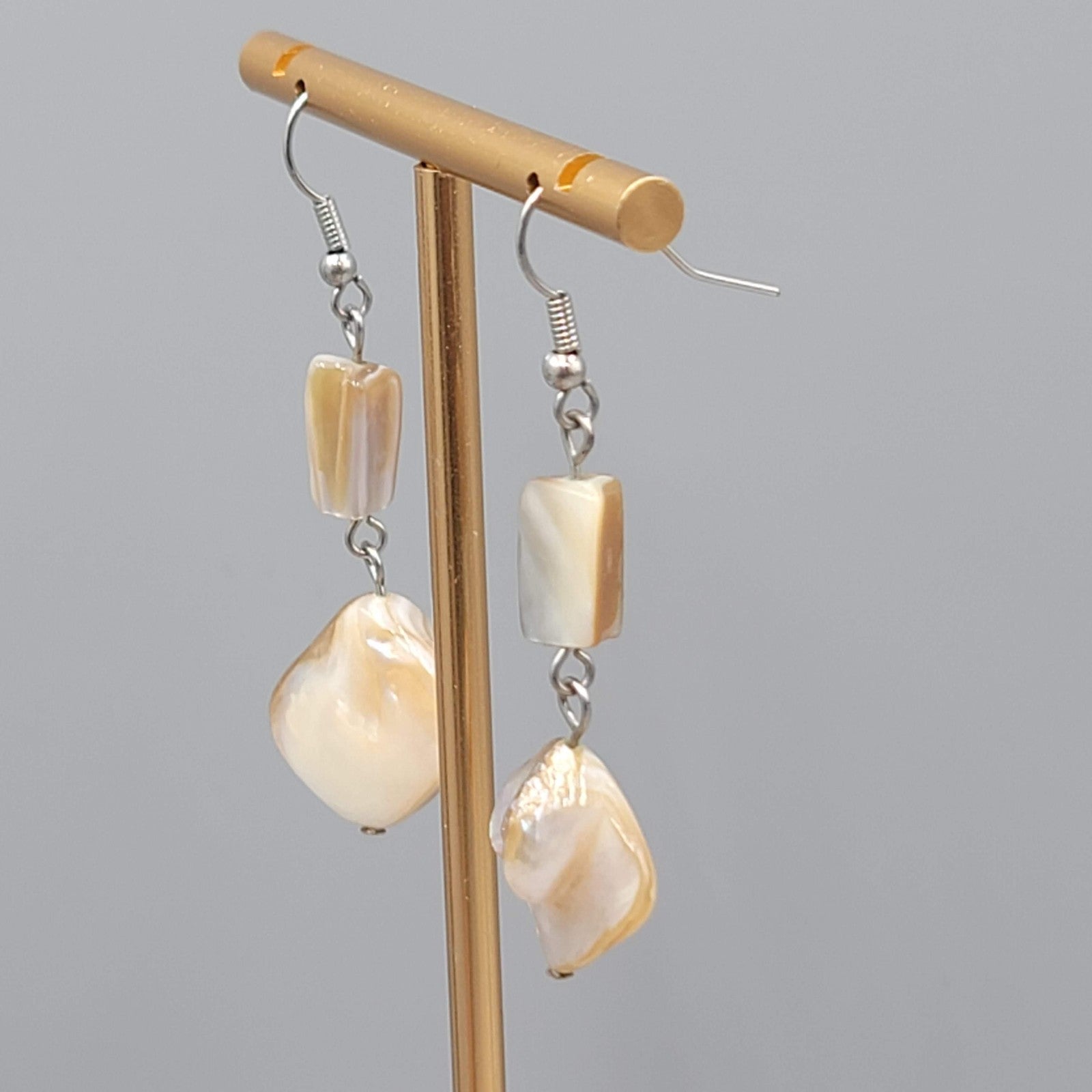 Real Shell Pierced Earrings Silver tone Dangle 1.5"