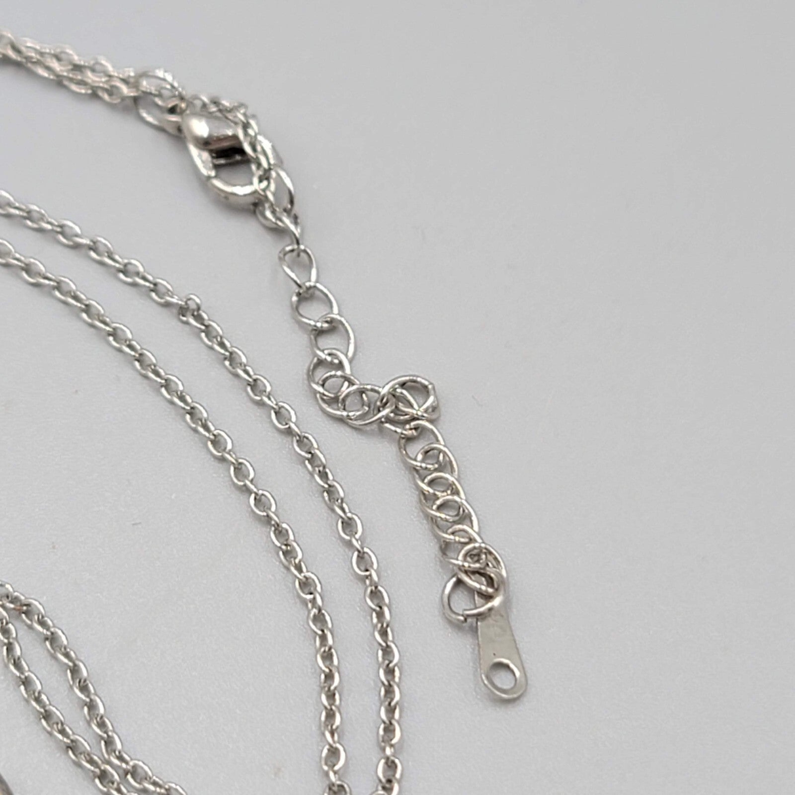 Rhinestone Flip Flop Sandel Necklace Silver tone 16"-18"