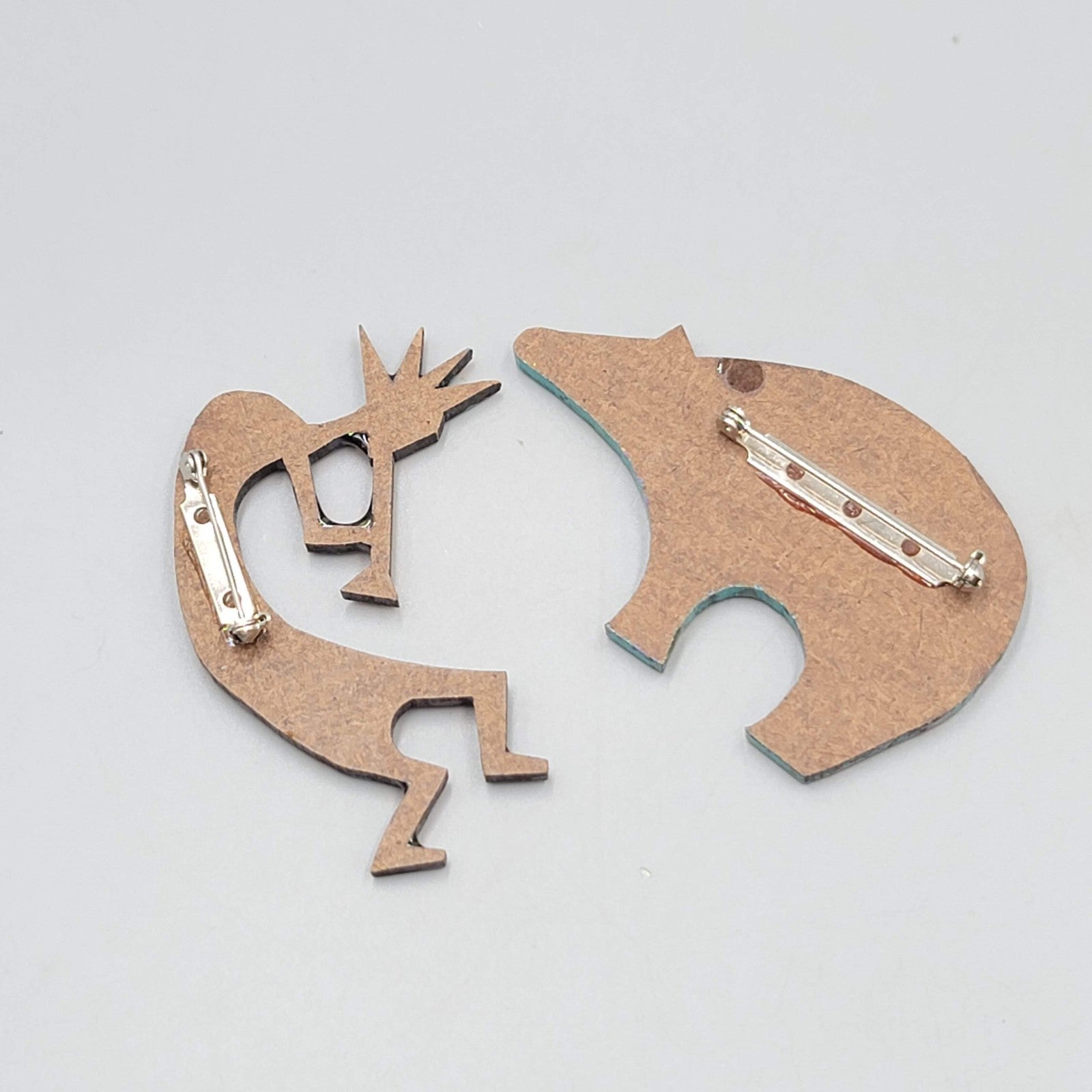 Vintage Southwest Brooch Pin Hand Painted Bear Kokopelli New Mexico Lot of 2