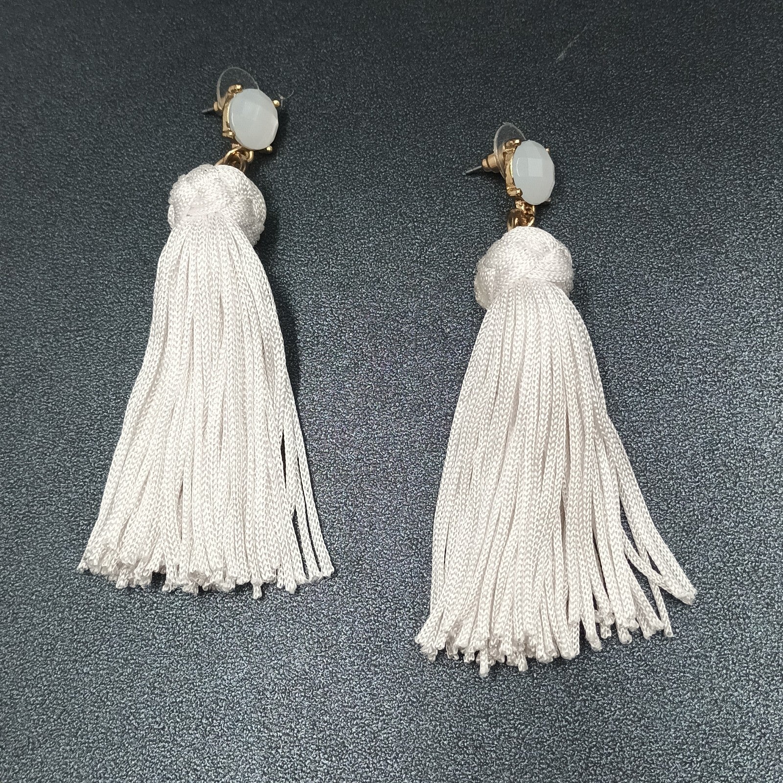 Pierced Earrings white Tassel Gold tone Faceted Glass Statement Dangle 3 1/4"