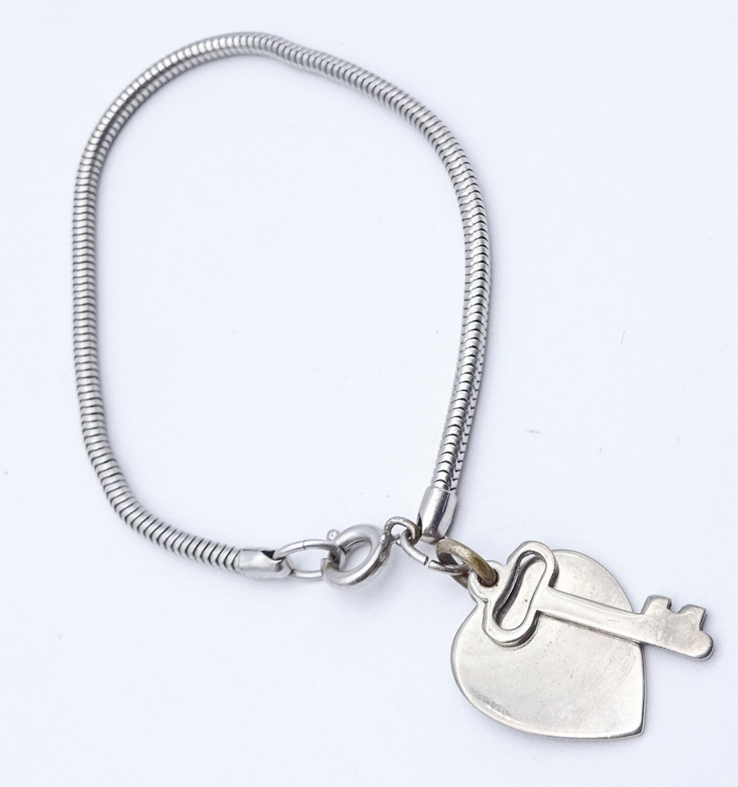 Vintage Silver tone Snake Chain Bracelet With Heart and Key 7 in